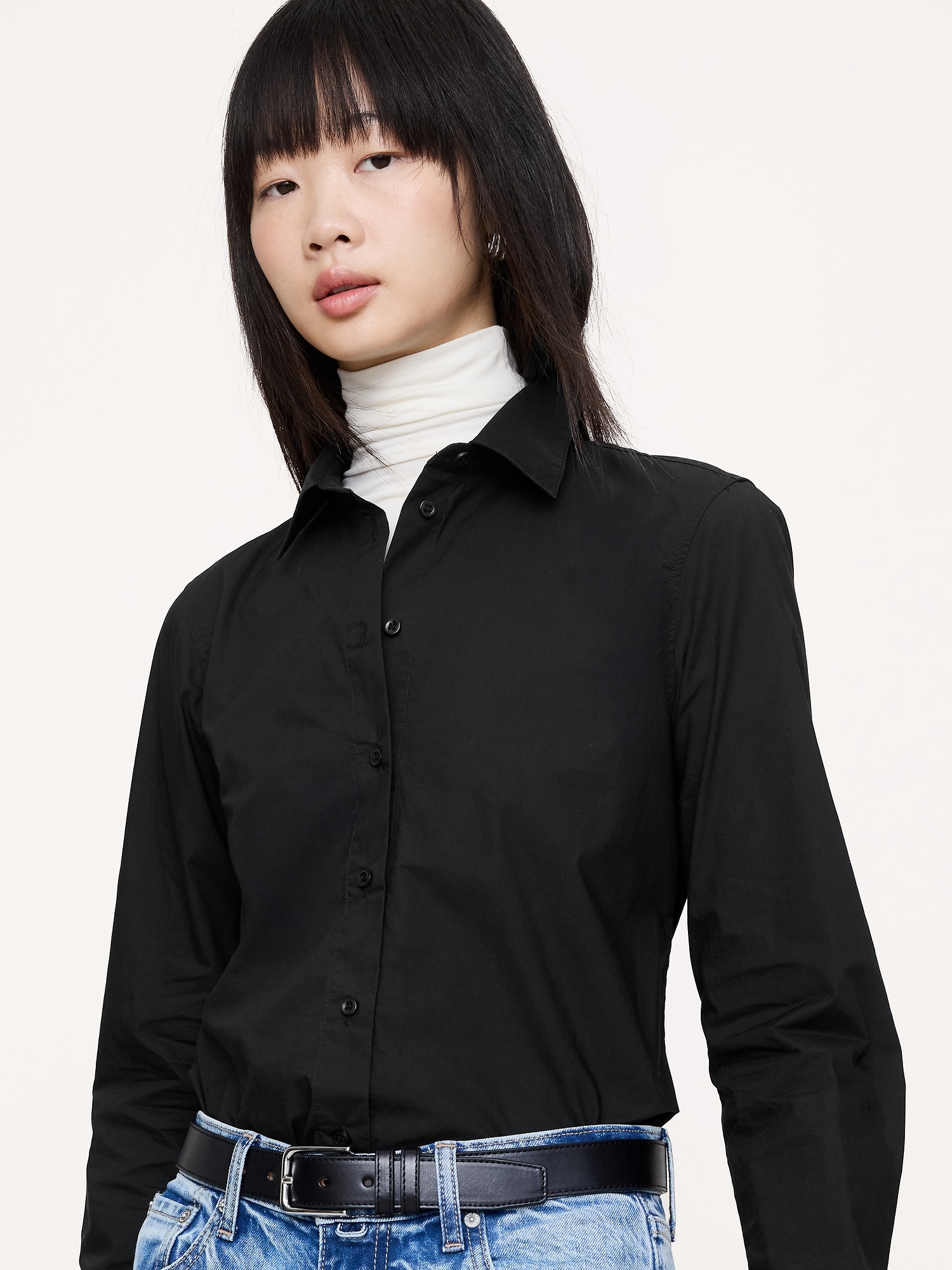 Женская рубашка Banana Republic The Everyday Shirt in Cotton Poplin, цвет: Чёрный — фото 3