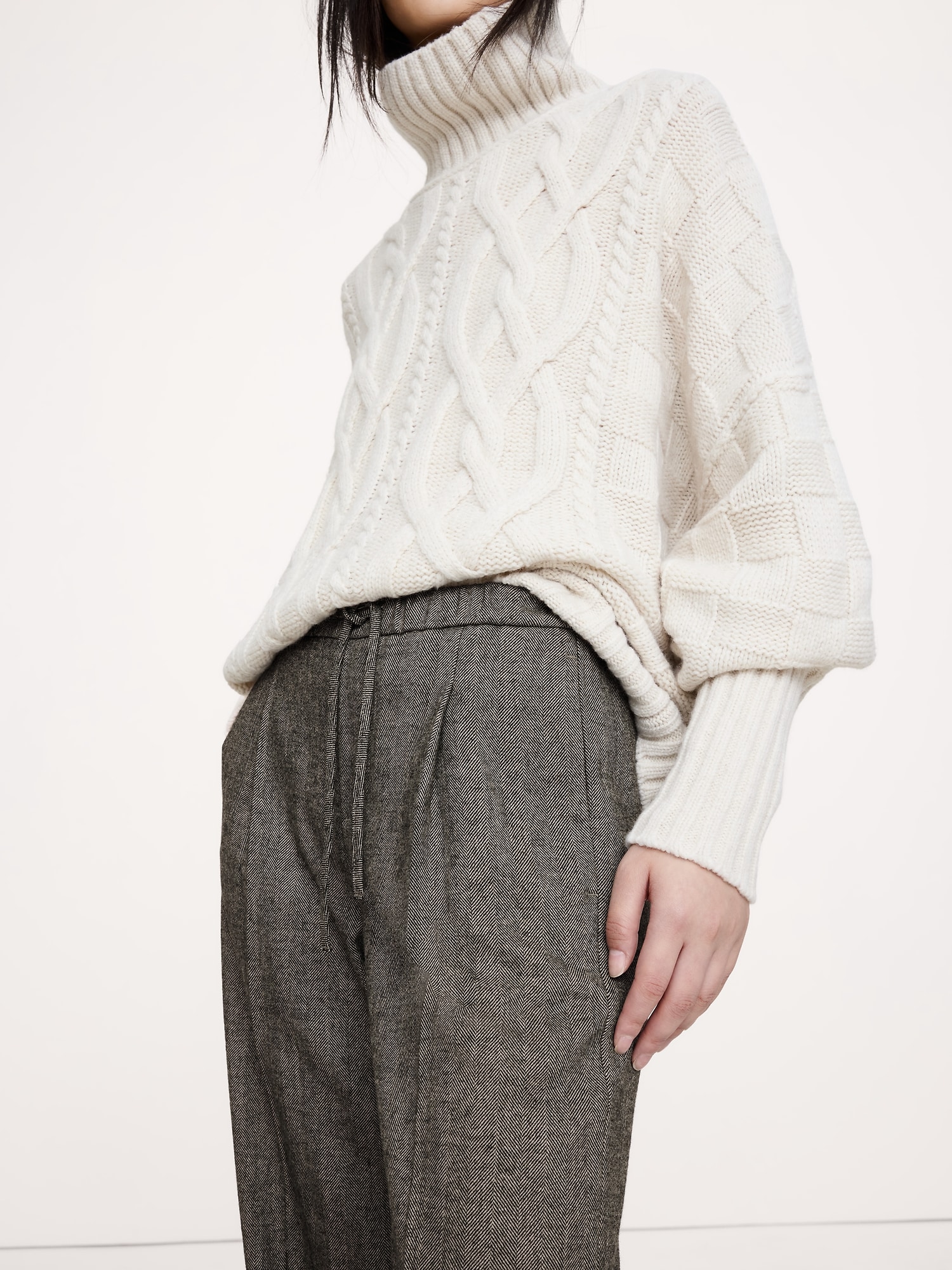 Image number 6 showing, Mid-Rise Wide-Leg Flannel Drawstring Pant