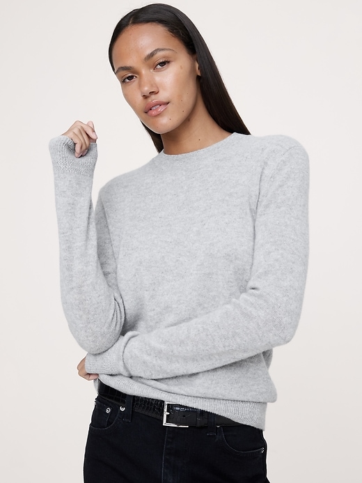 Lightweight Cashmere Crew-Neck Sweater Banana Republic