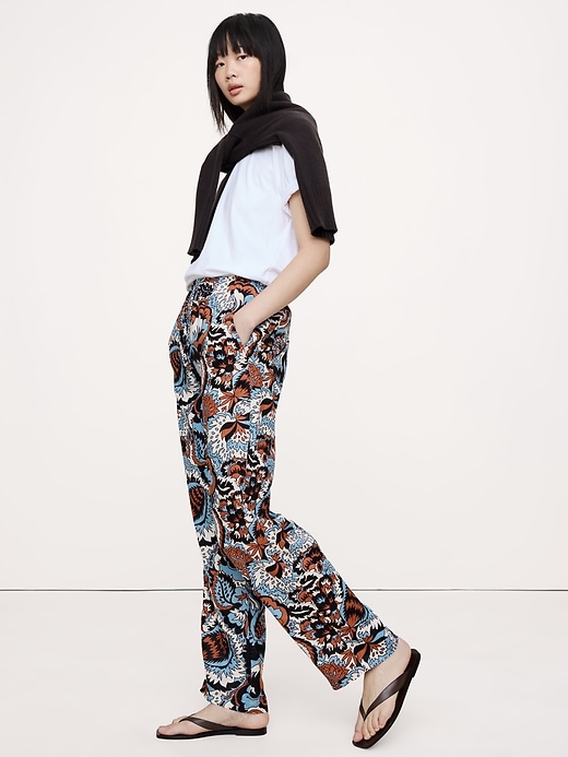 Linen Pull-On Ankle Pant