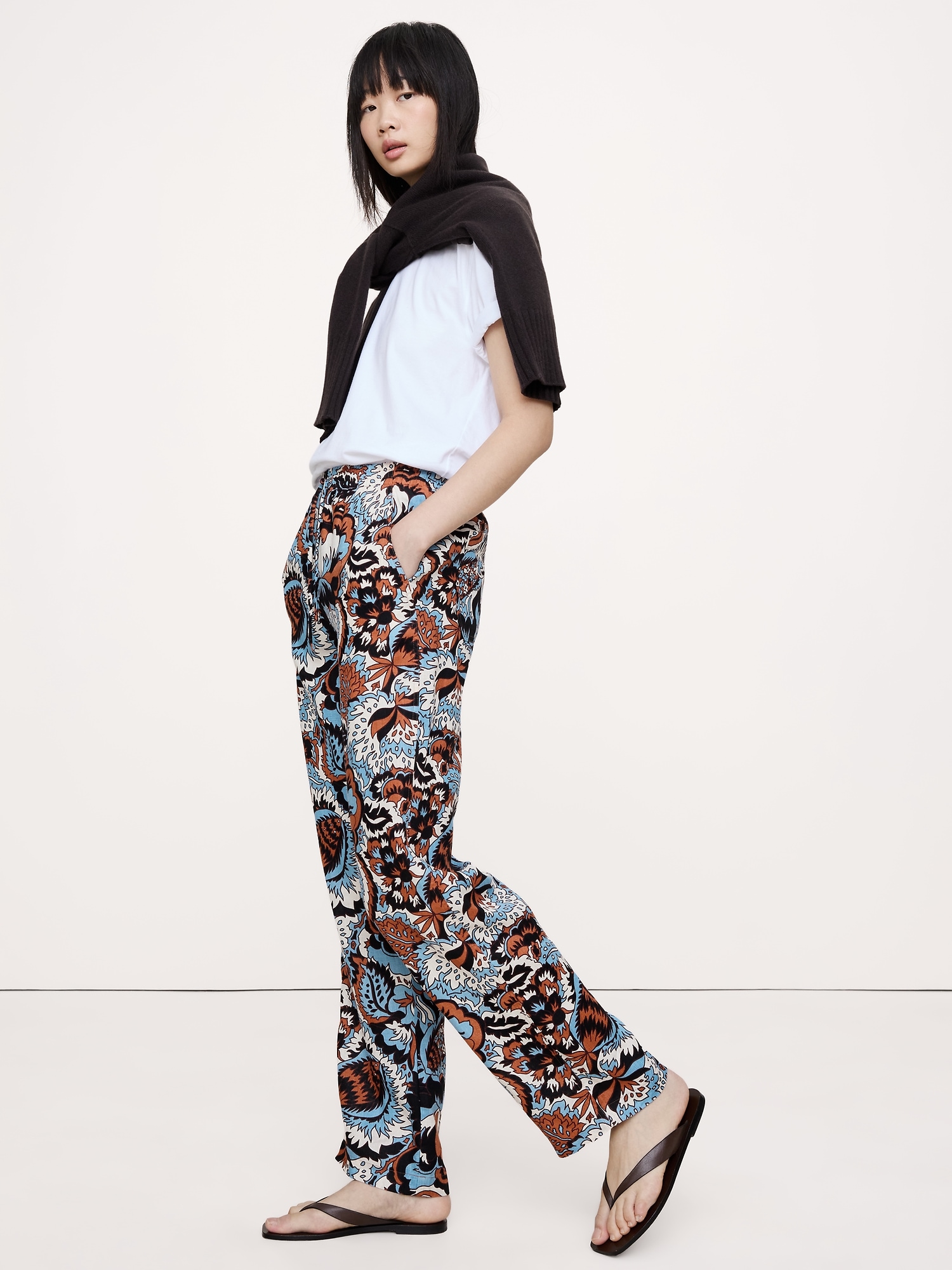 Image number 3 showing, Linen Pull-On Ankle Pant