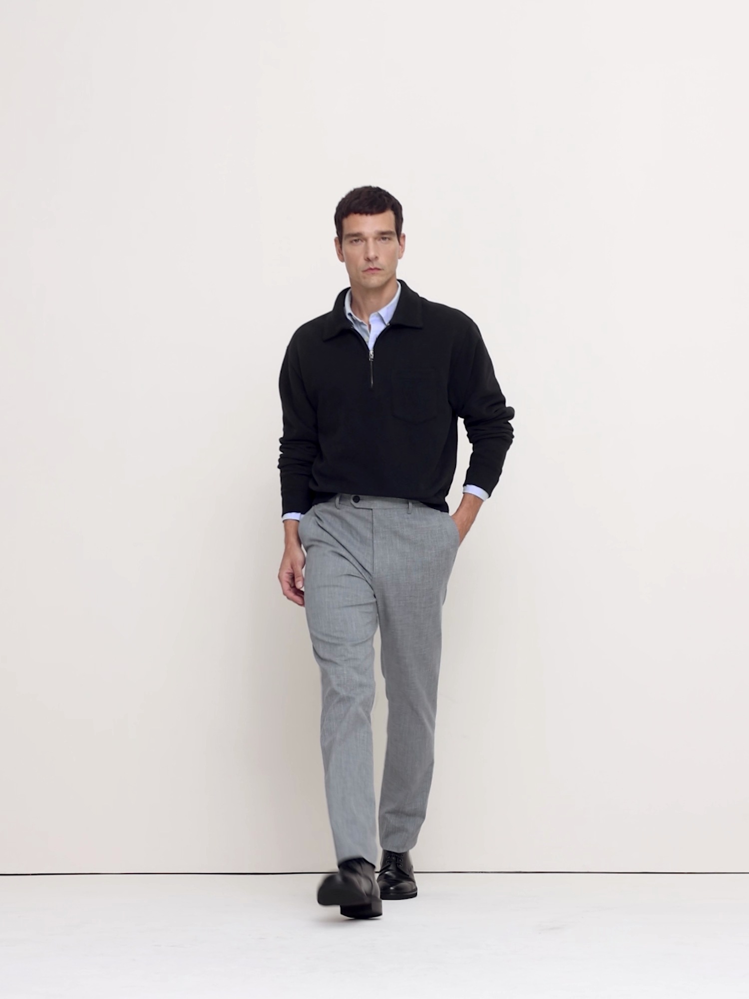 Мужские брюки Banana Republic Slim Wrinkle-Resistant Dress Pant, цвет: Синий серый — фото 5