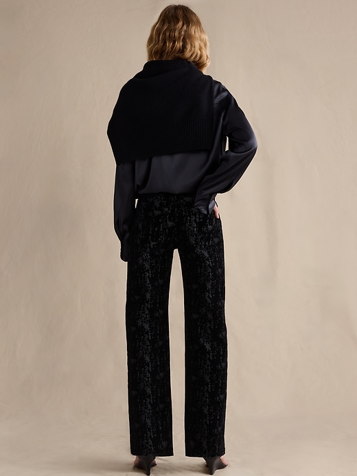 Mid-Rise 90S Loose Flocked Jean