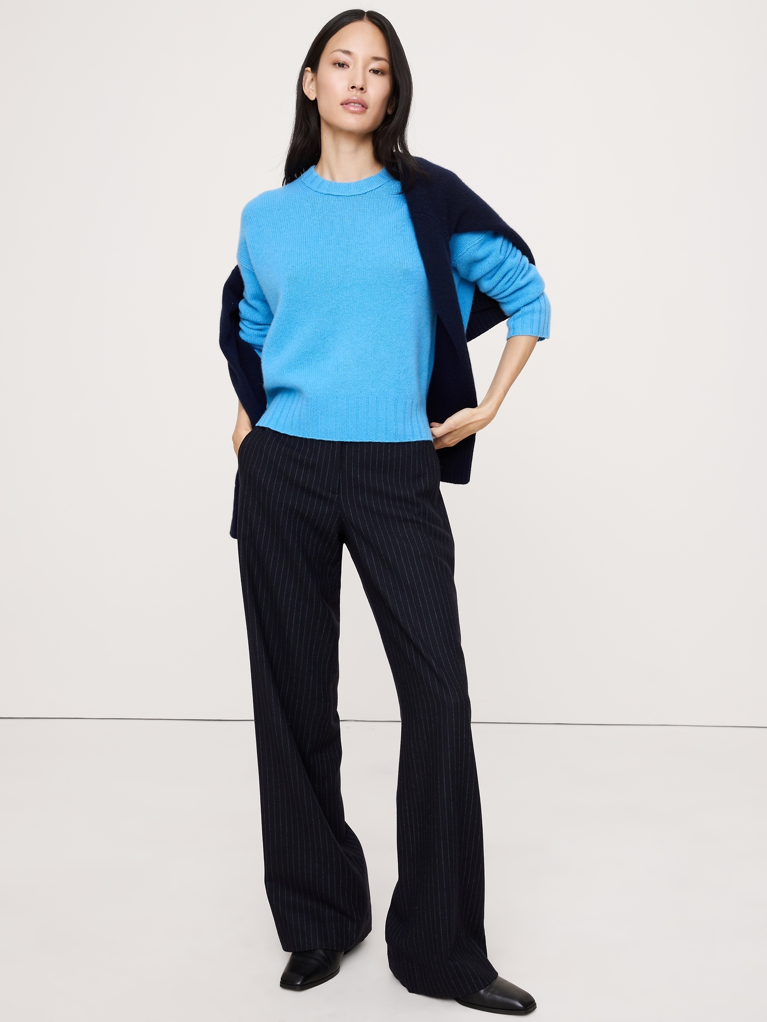 Midweight Cashmere Crew-Neck Sweater - Voyager Blue