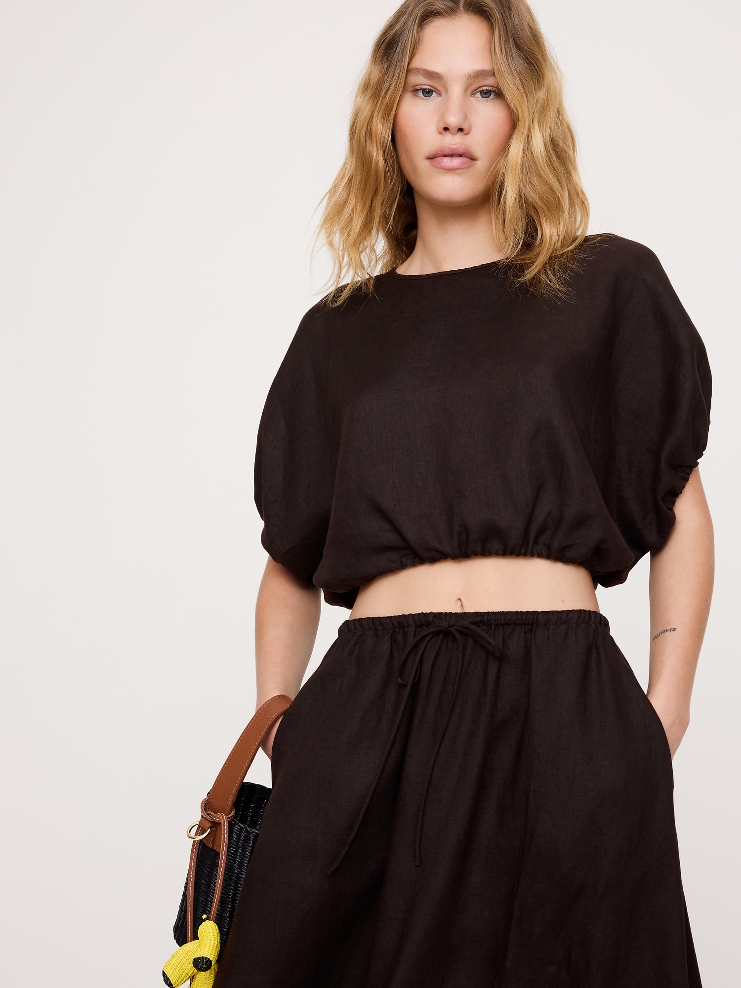 Image number 1 showing, Linen Bubble-Hem Cropped Top