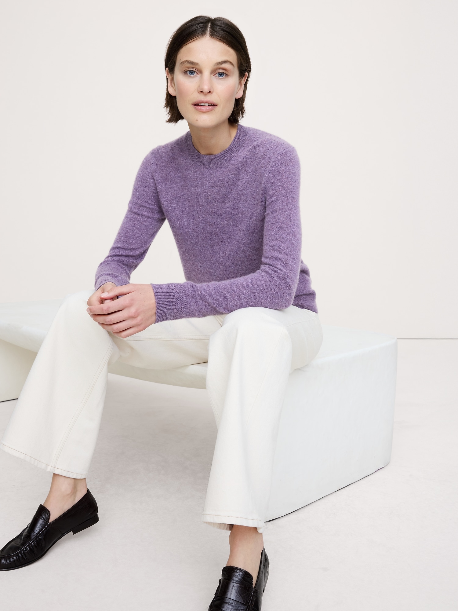 Lightweight Cashmere Crew-Neck Sweater - Ruby Plum Purple