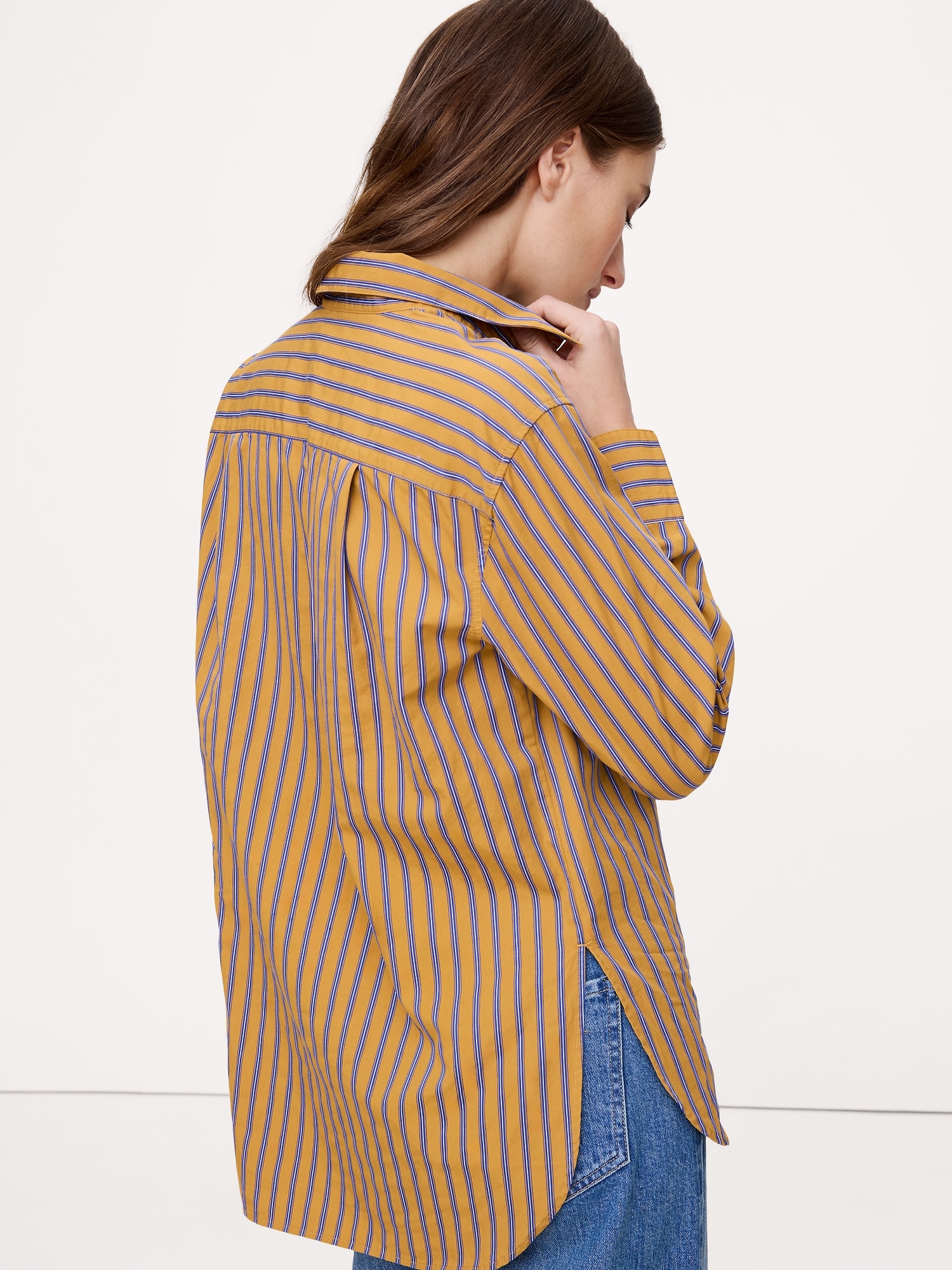 Image number 2 showing, The Oversized Shirt