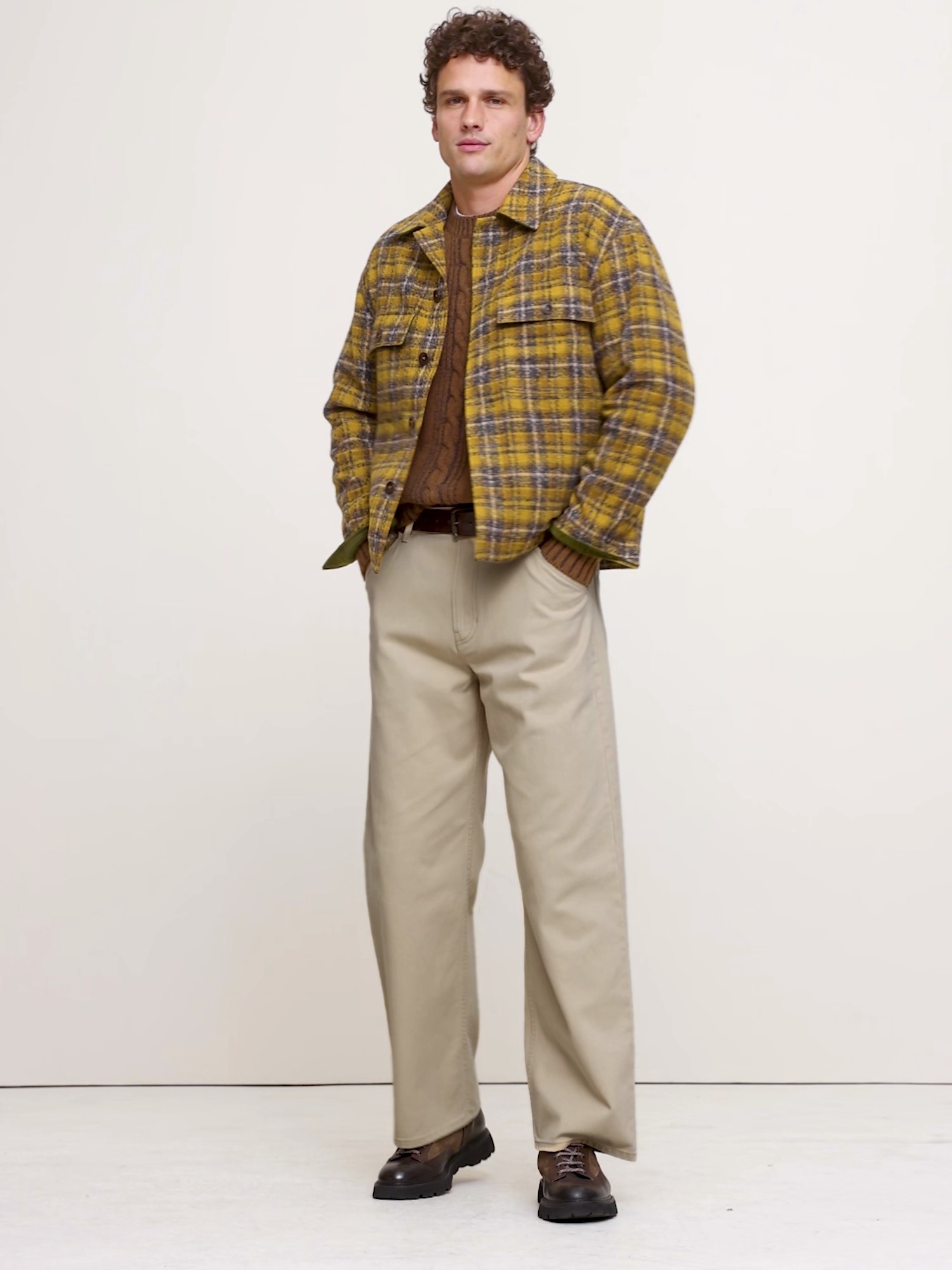 Мужские брюки Banana Republic Loose Chino, цвет: Хаки бежевый — фото 5