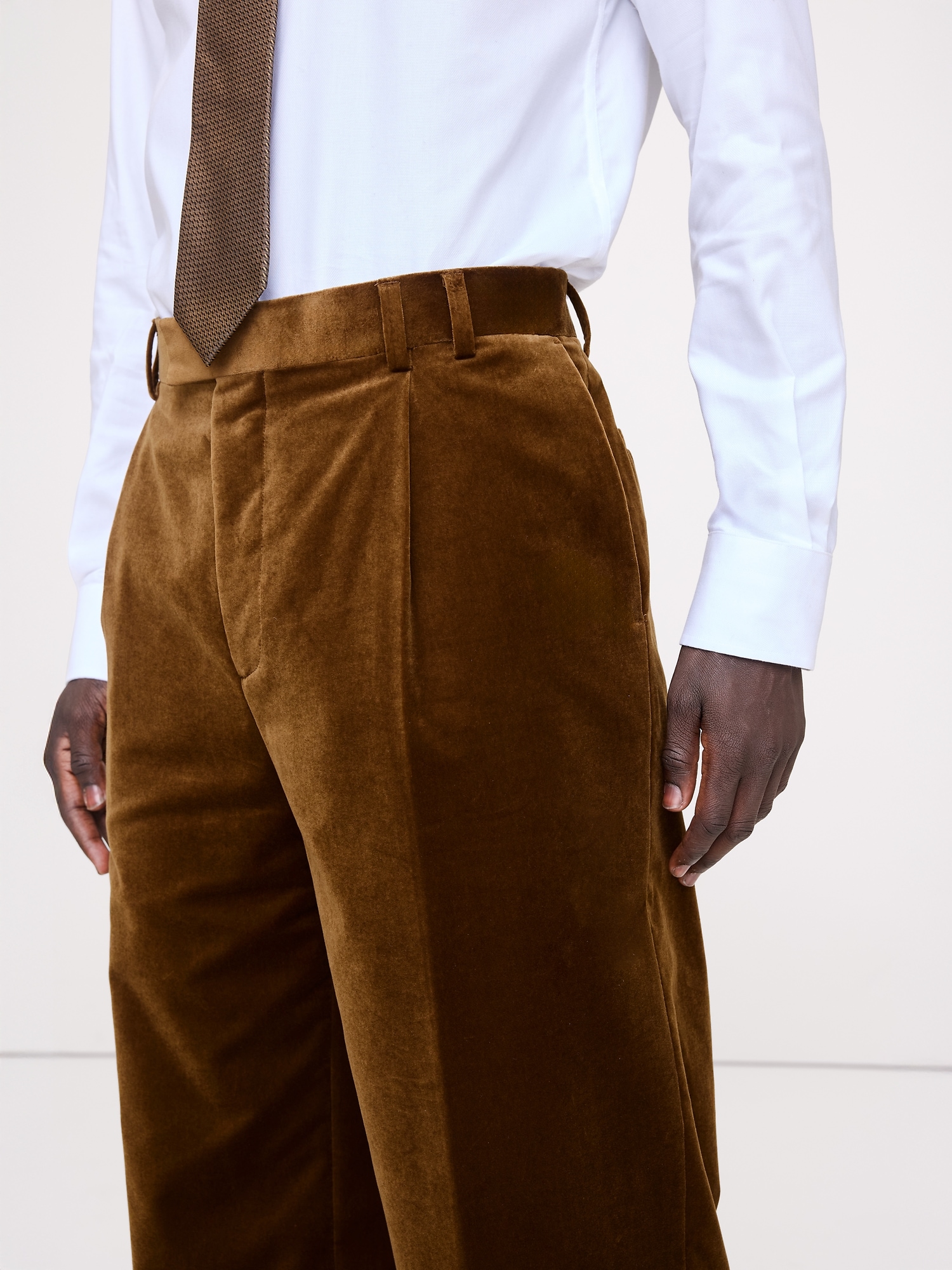 Image number 4 showing, Relaxed Pleated Velvet Pant