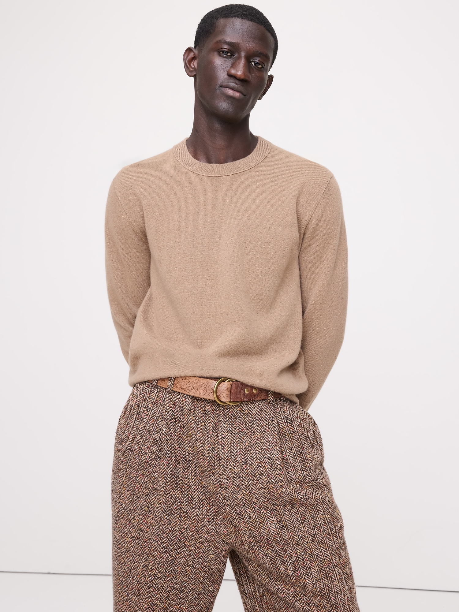 Cashmere Crew-Neck Sweater - Camel