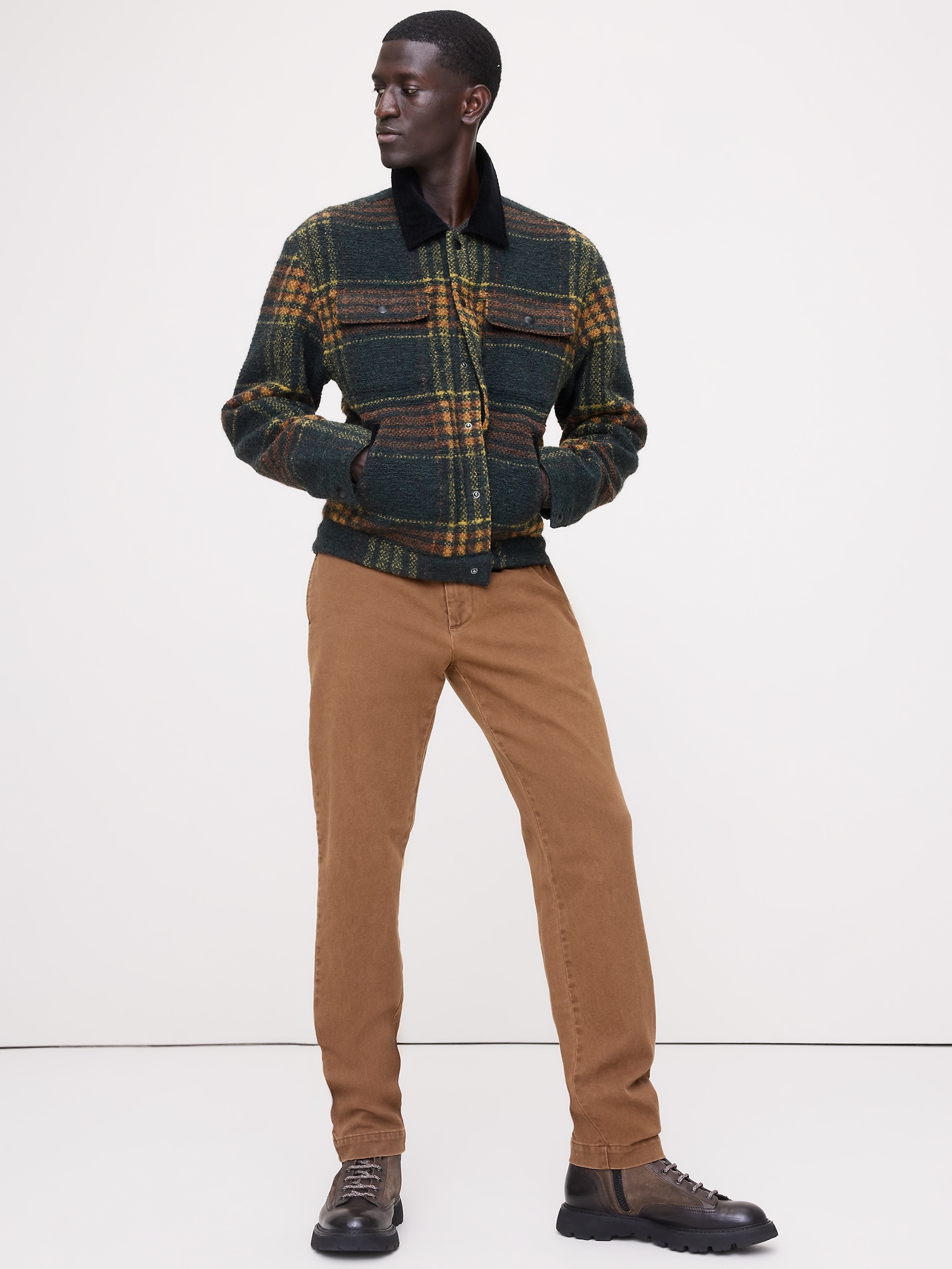 Slim Brushed Traveler Chino - Marten Brown