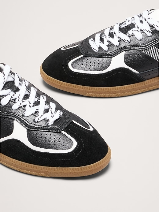 Tb.490 Rife Sneaker by Alohas | Banana Republic