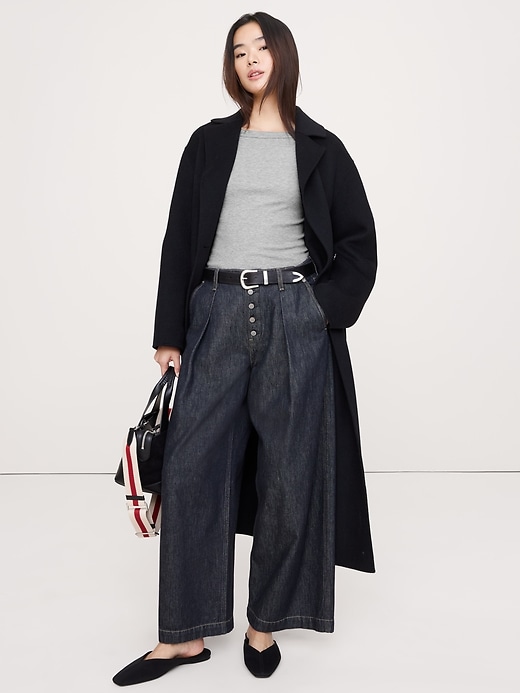 Ribbed Boat-Neck T-Shirt