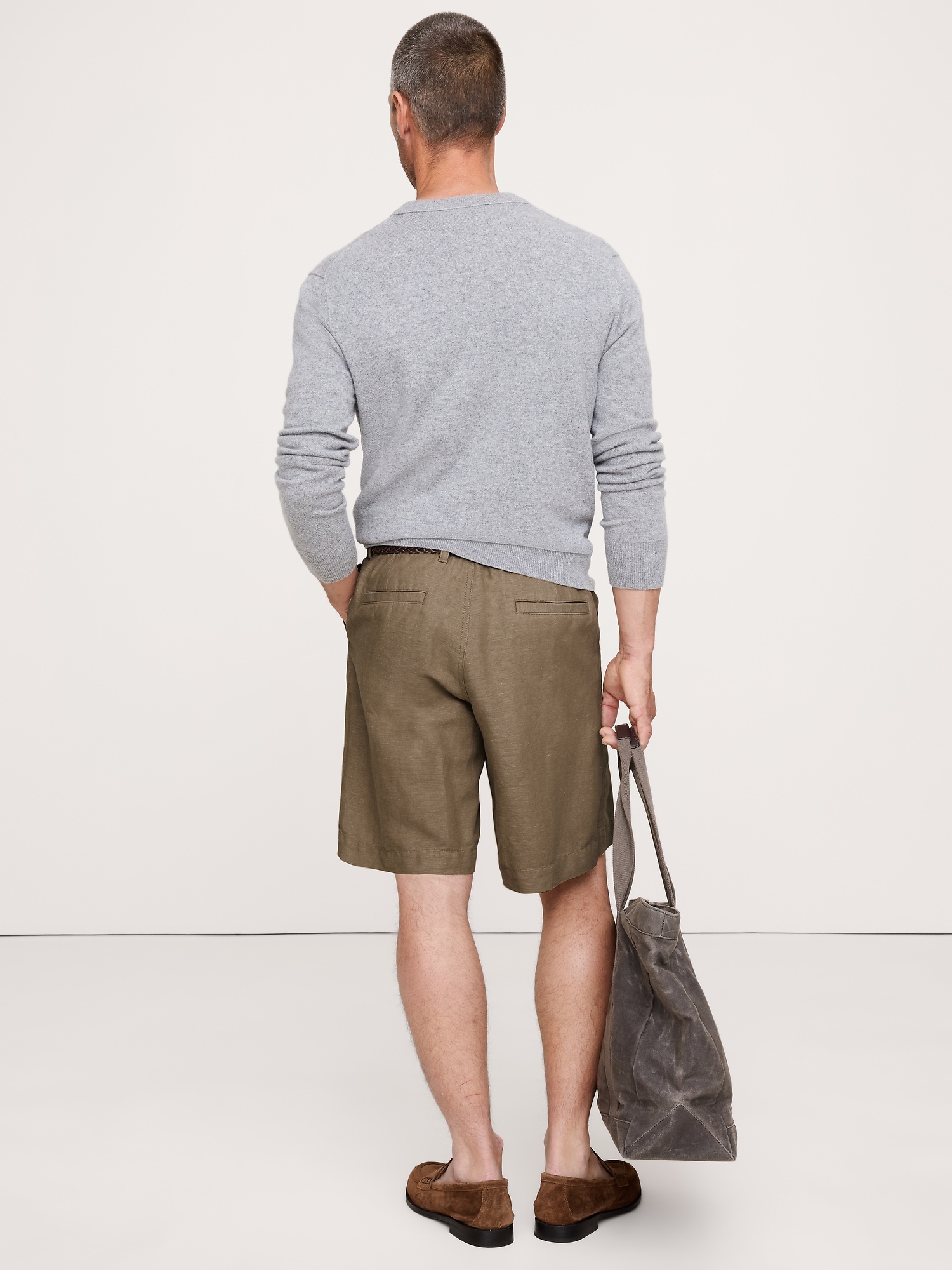 Image number 2 showing, 9.5" Linen-Cotton Pull-On Bermuda Short