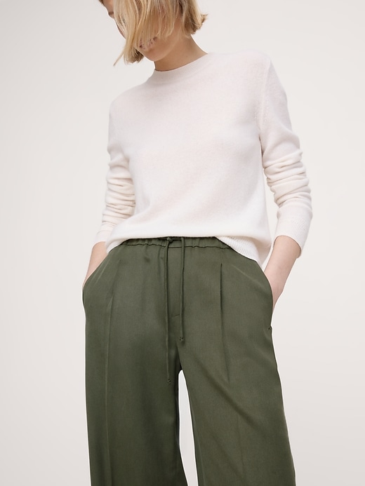 Mid-Rise Wide-Leg Drapey TENCEL™ Pull-On Pant