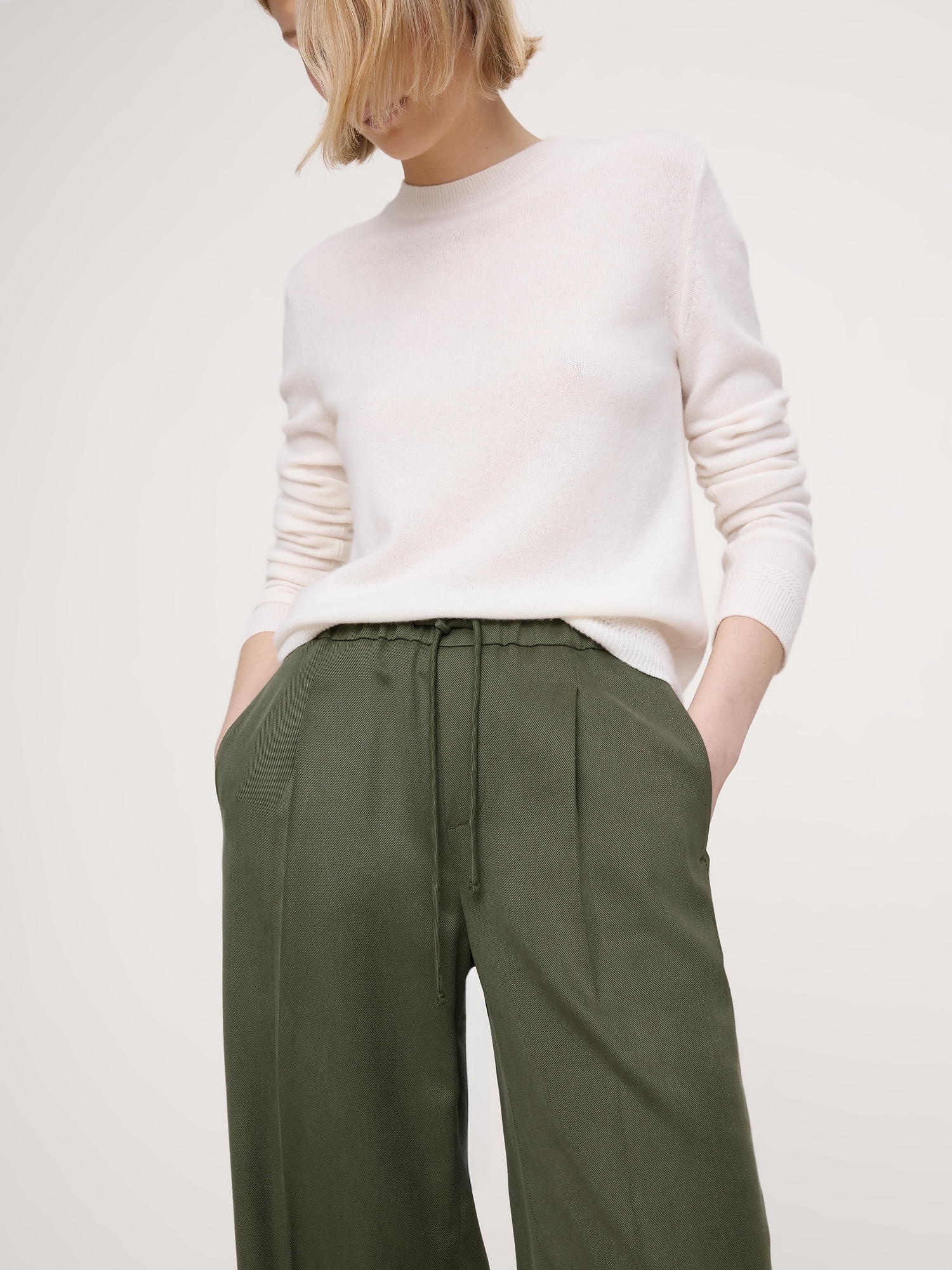 Image number 4 showing, Mid-Rise Wide-Leg Drapey TENCEL™ Pull-On Pant