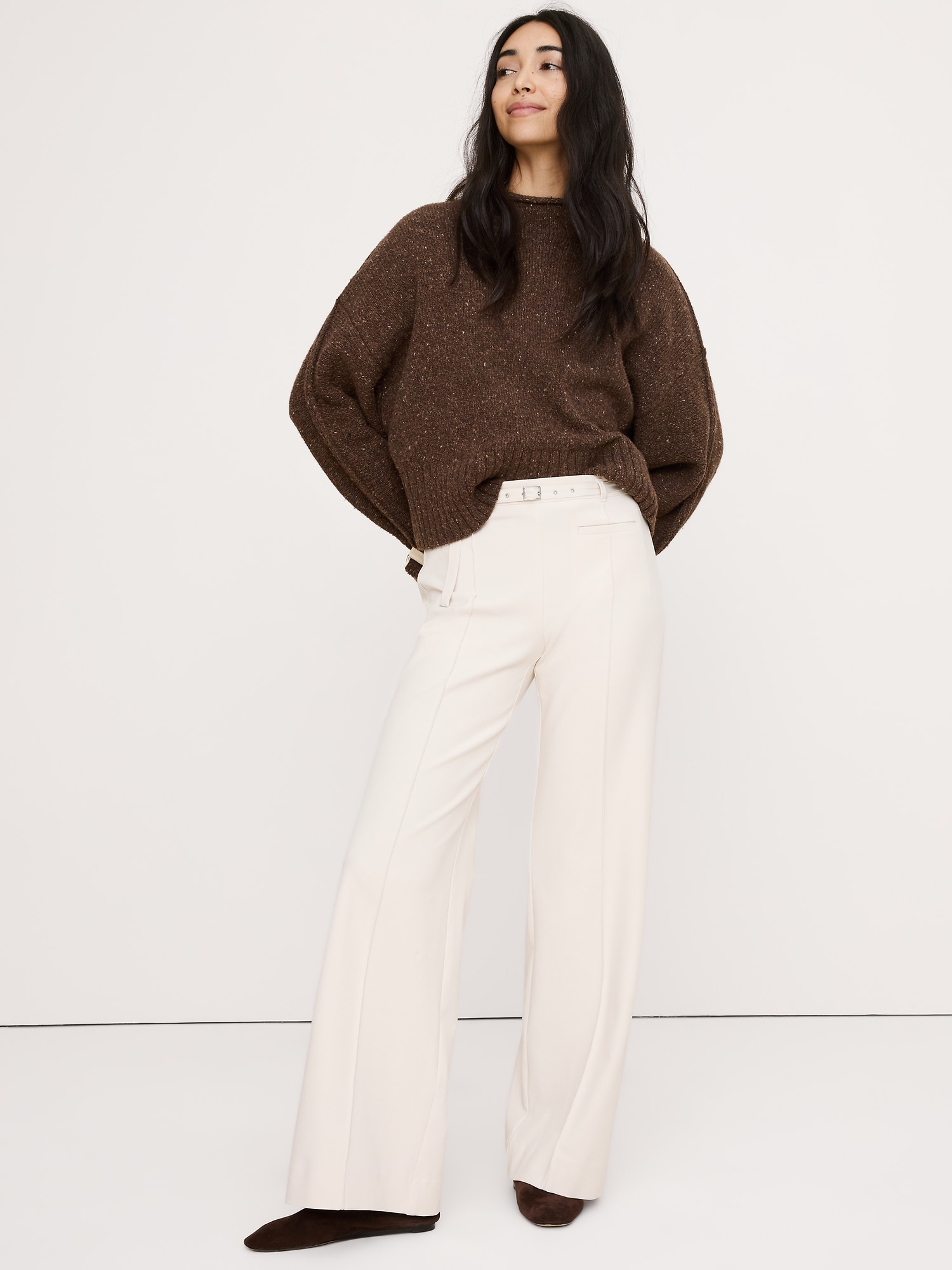 Mid-Rise Wide-Leg City Stretch Pant