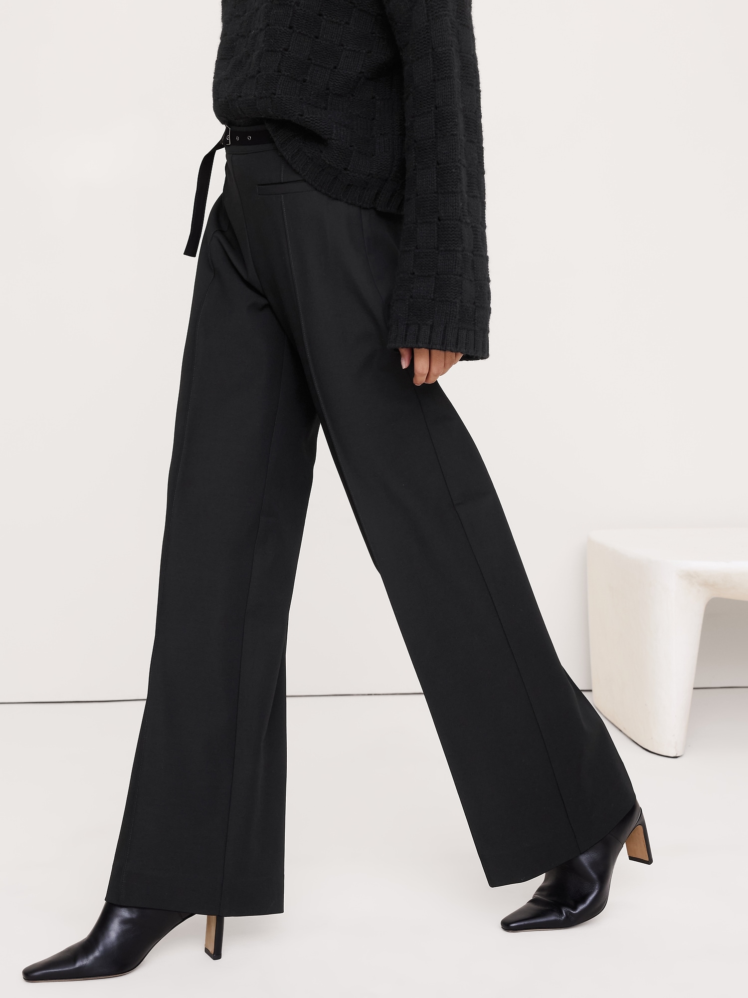 Image number 4 showing, Mid-Rise Wide-Leg City Stretch Pant