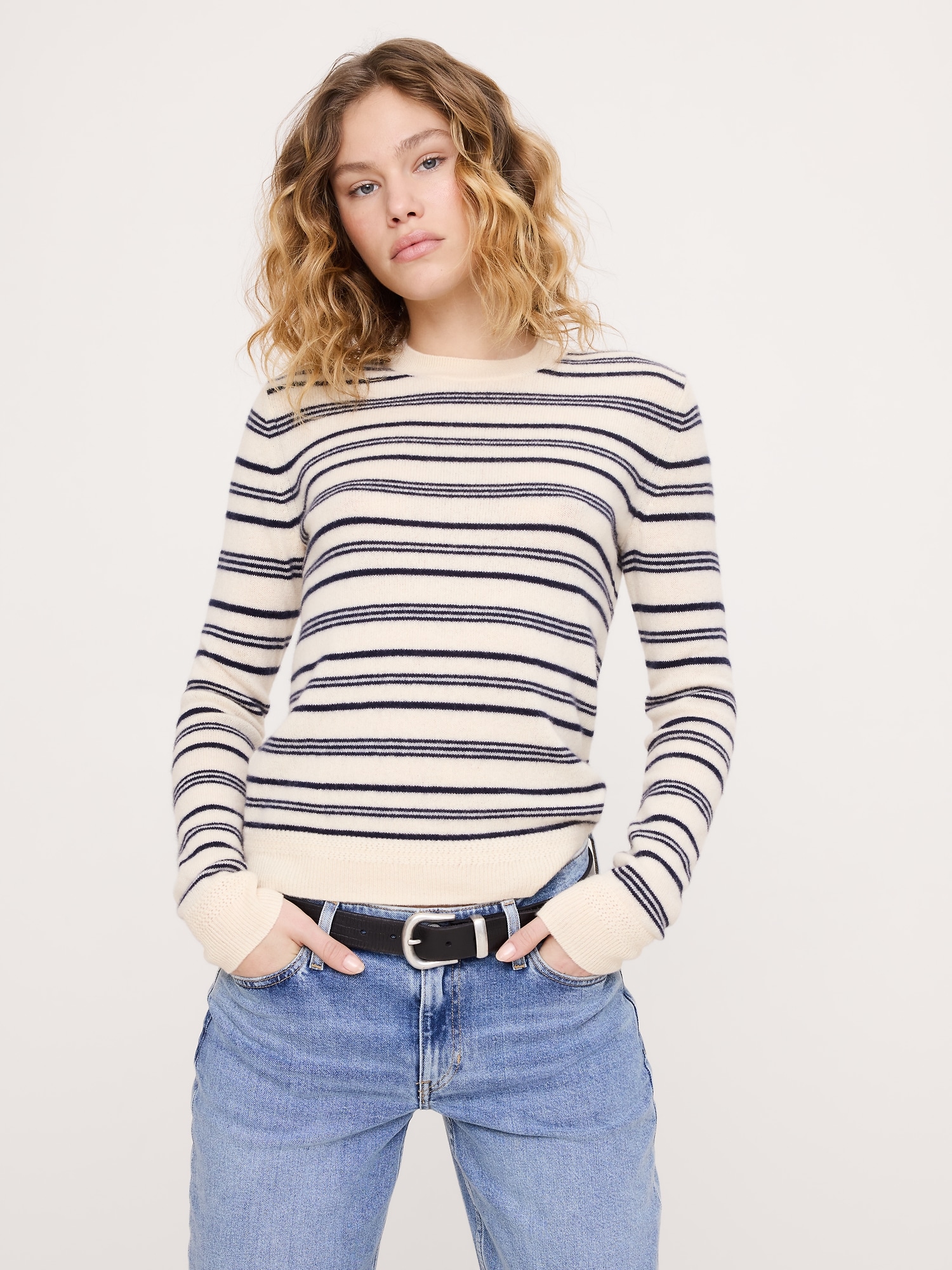 Lightweight Cashmere Crew-Neck Sweater