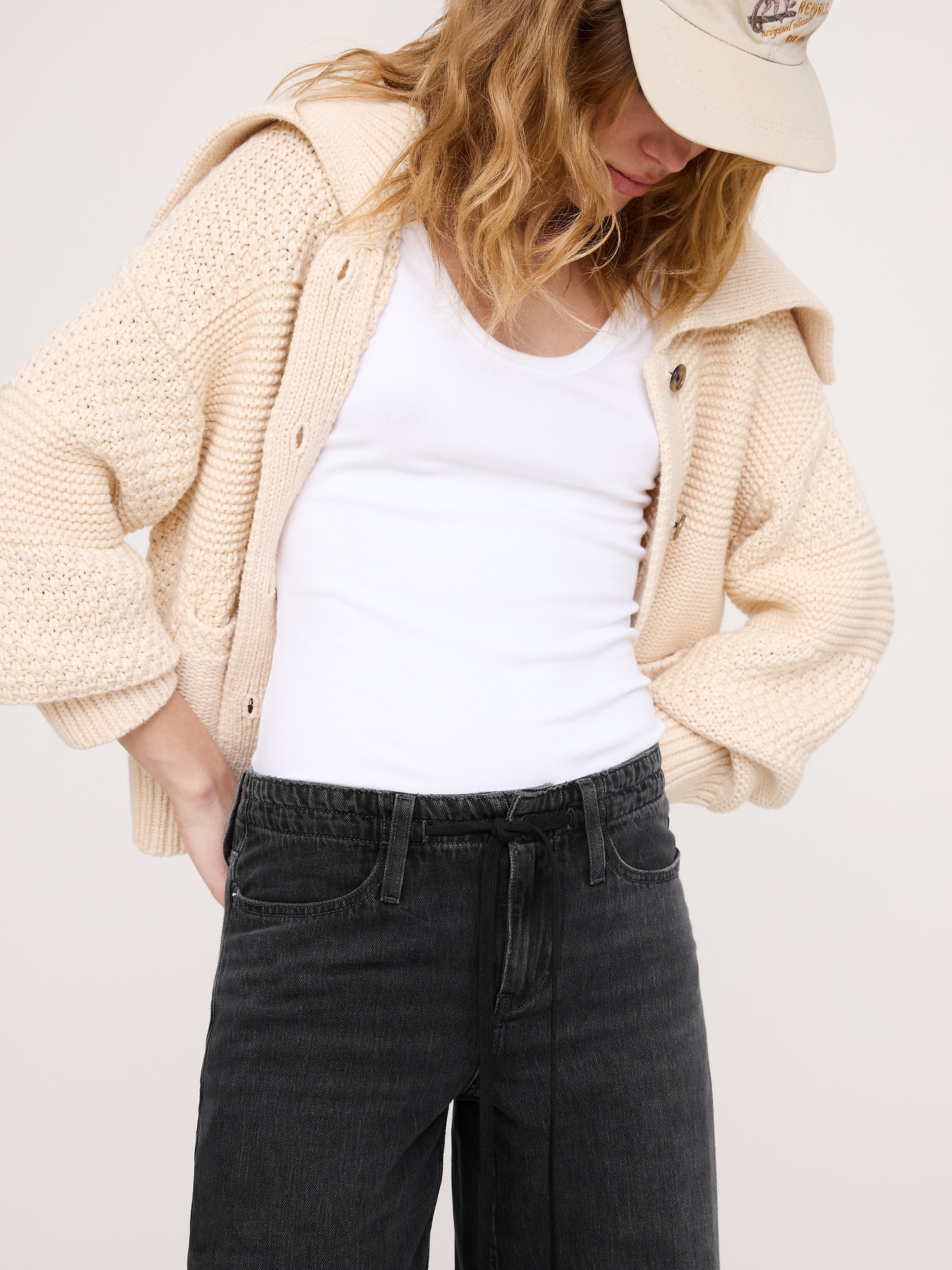 Image number 3 showing, Mid-Rise Wide-Leg Drawstring Jean