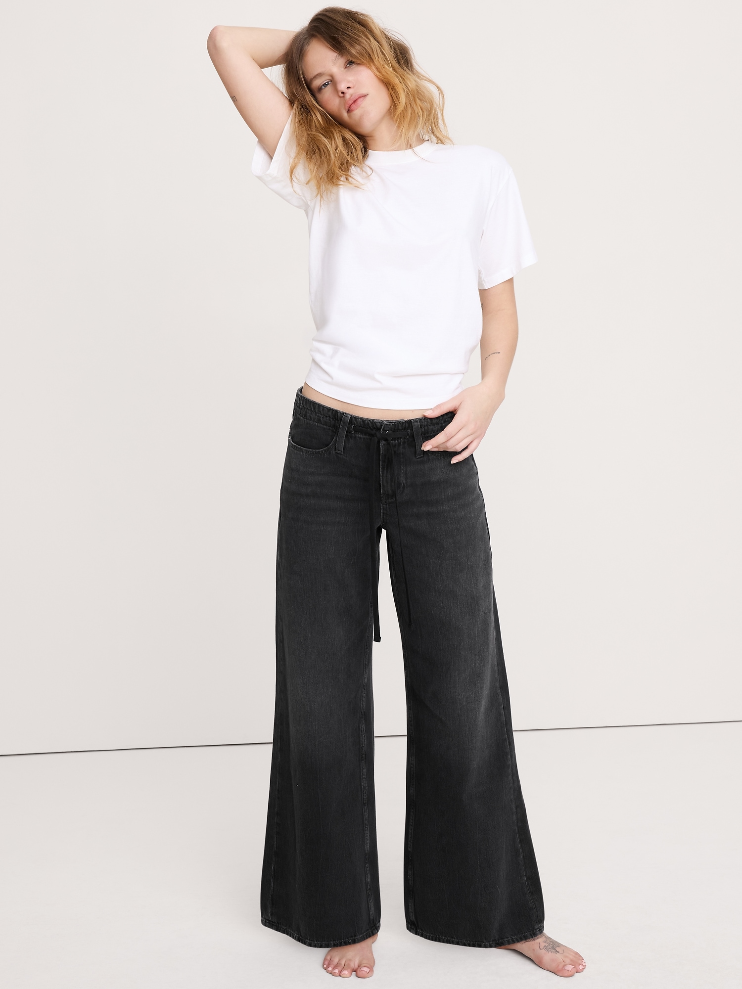 Image number 4 showing, Mid-Rise Wide-Leg Drawstring Jean