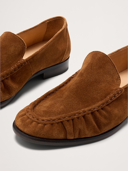 Suede Moc-Toe Loafer | Banana Republic display picture 1
