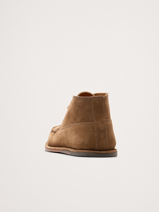 Italian Suede Chukka Boot | Banana Republic display picture 1