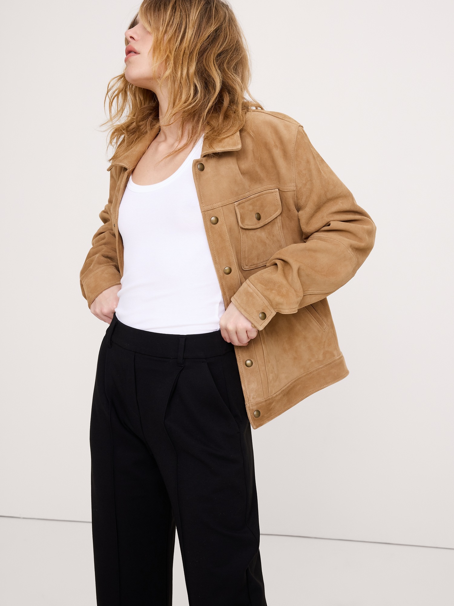 Женские брюки Banana Republic High-Rise Slim Drapey Ponte Pull-On Pant, цвет: Чёрный — фото 3
