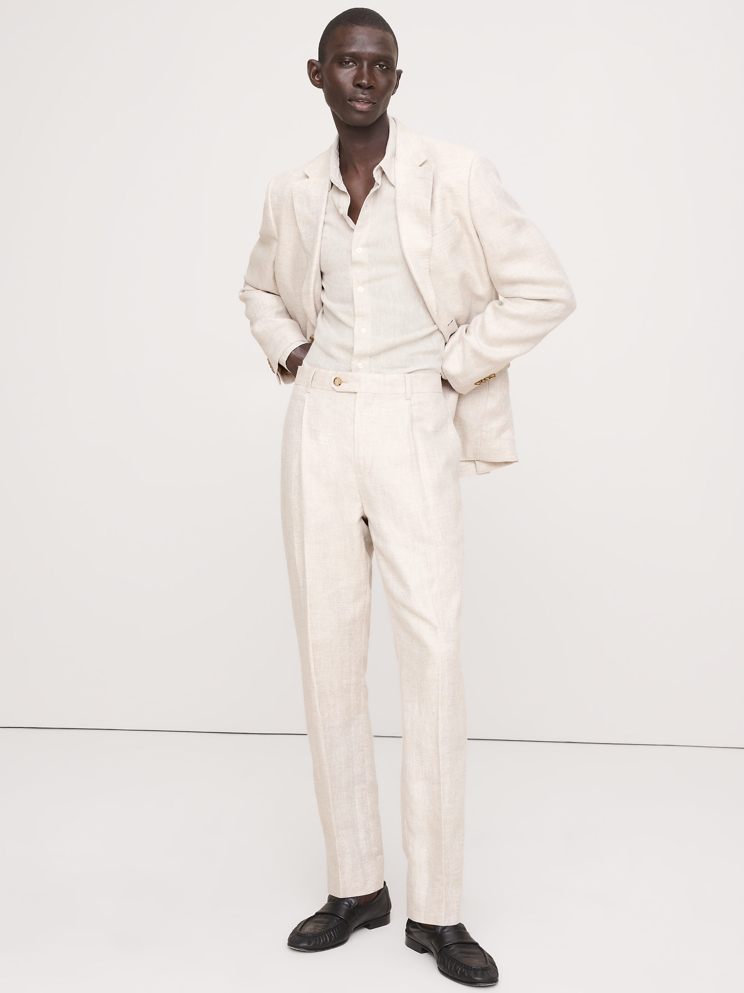 Мужские брюки Banana Republic Tailored Slim-Fit Herringbone Linen Suit Pant, цвет: Натуральный — фото 3