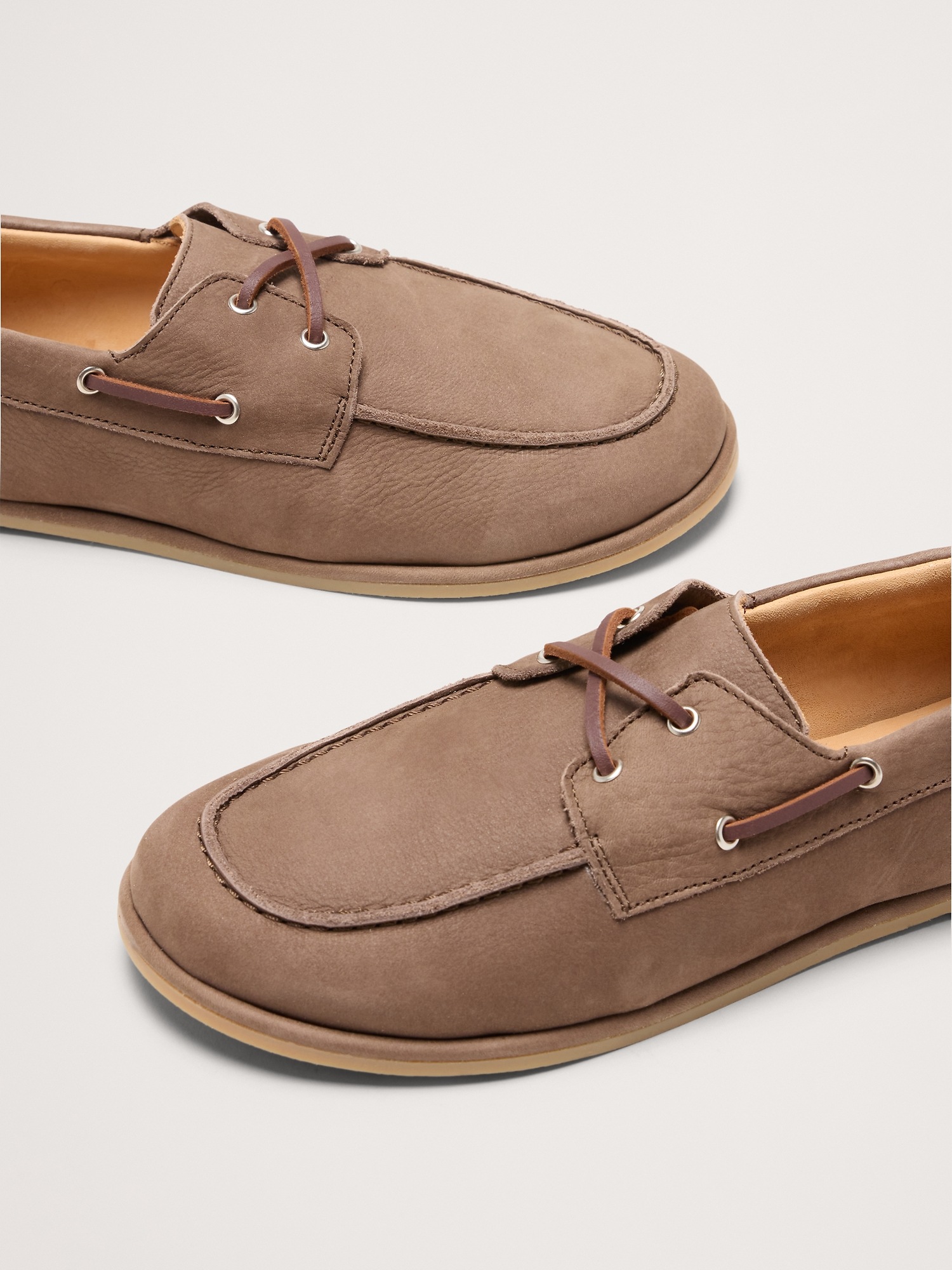 Женские туфли Banana Republic Italian Nubuck Leather Boat, цвет: Коричневый — фото 6