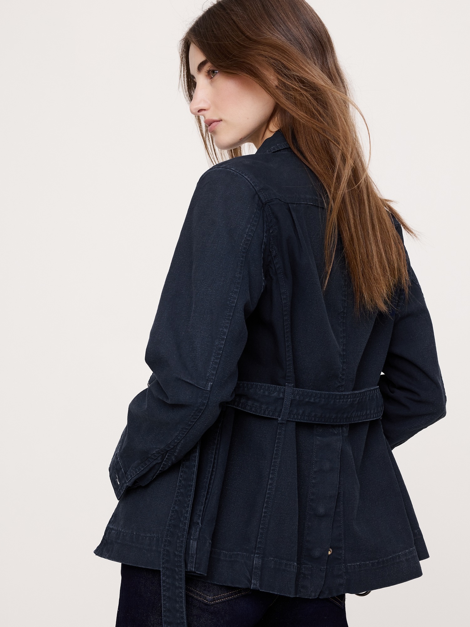 Женская куртка Banana Republic Cotton Canvas Shirt Jacket, цвет: Тёмно-синий — фото 2