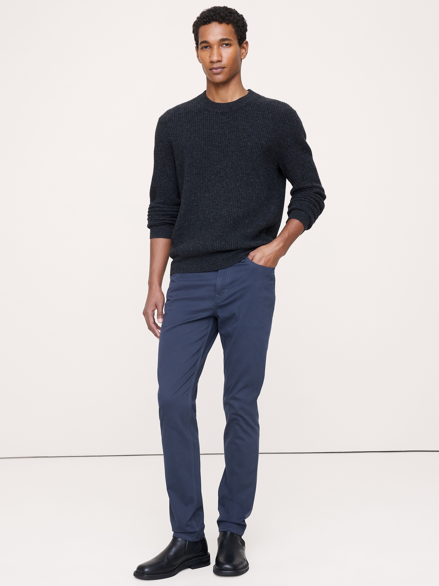 Slim Traveler Pant