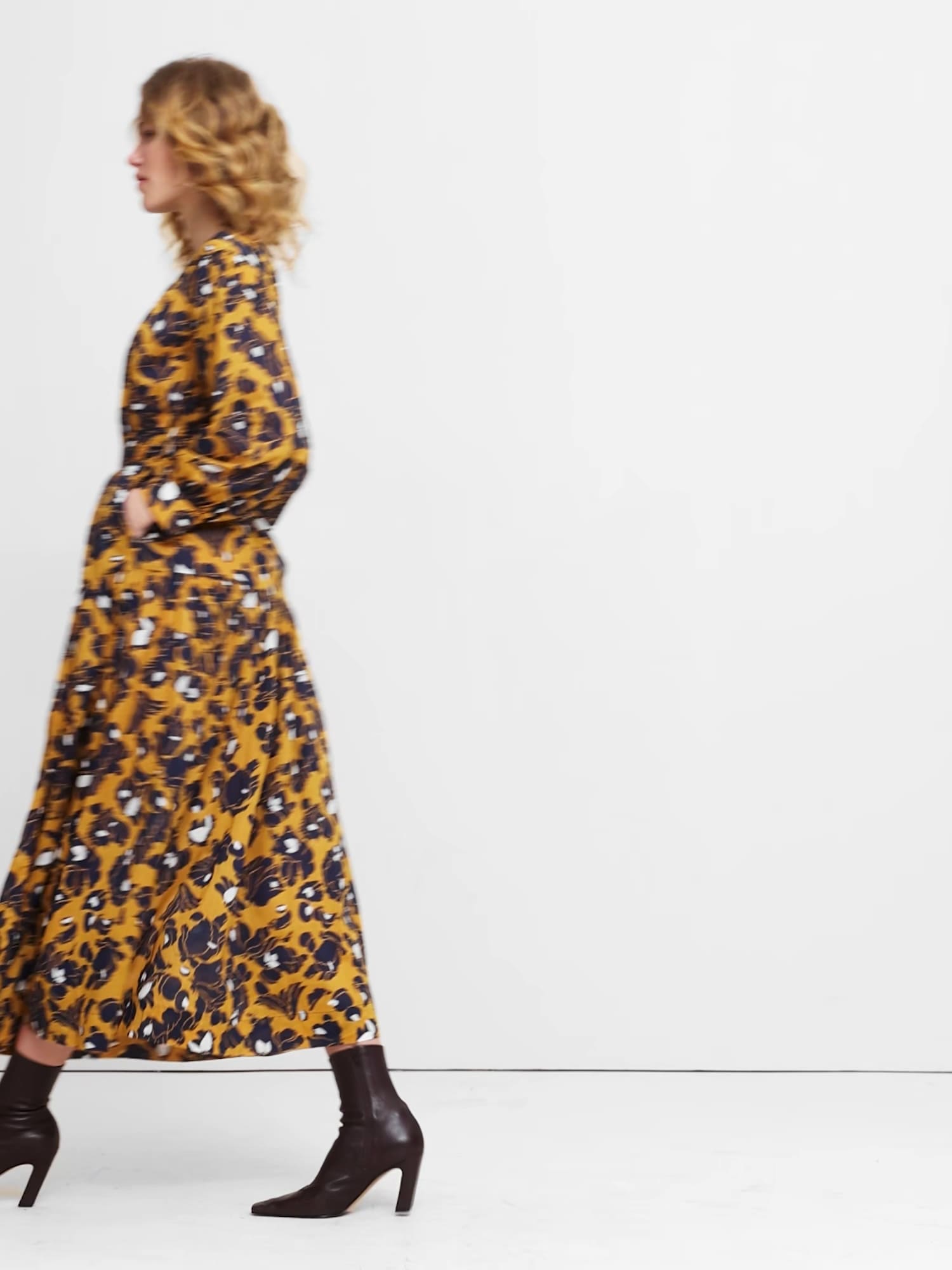 Banana Republic Women's Cotton Tiered Maxi Shirt Dress Navy Blue Floral Size XS