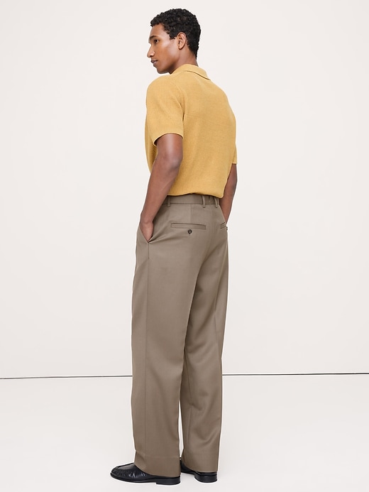 Straight Pleated Twill Dress Pant | Banana Republic