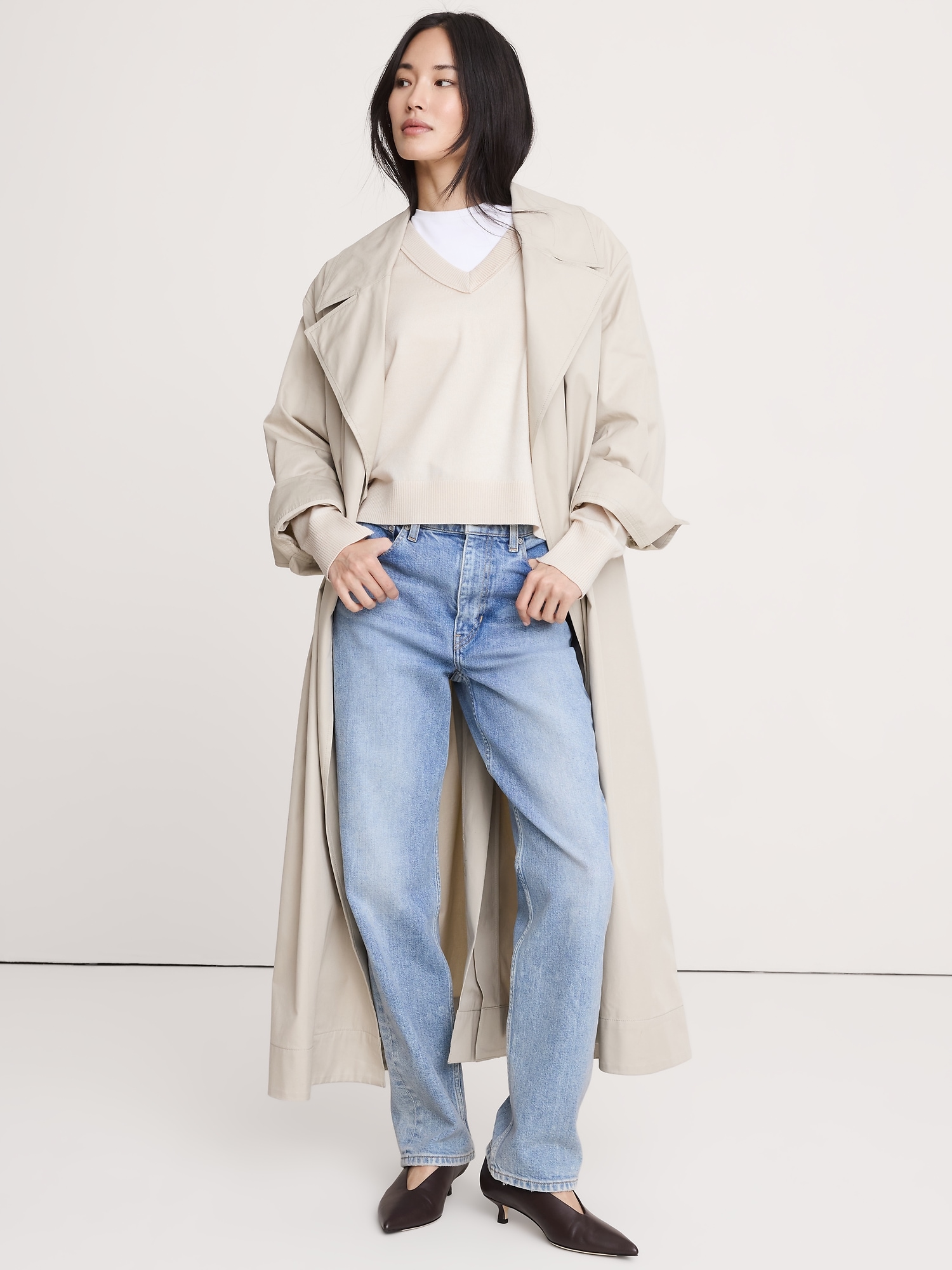 Image number 3 showing, Merino V-Neck Sweater