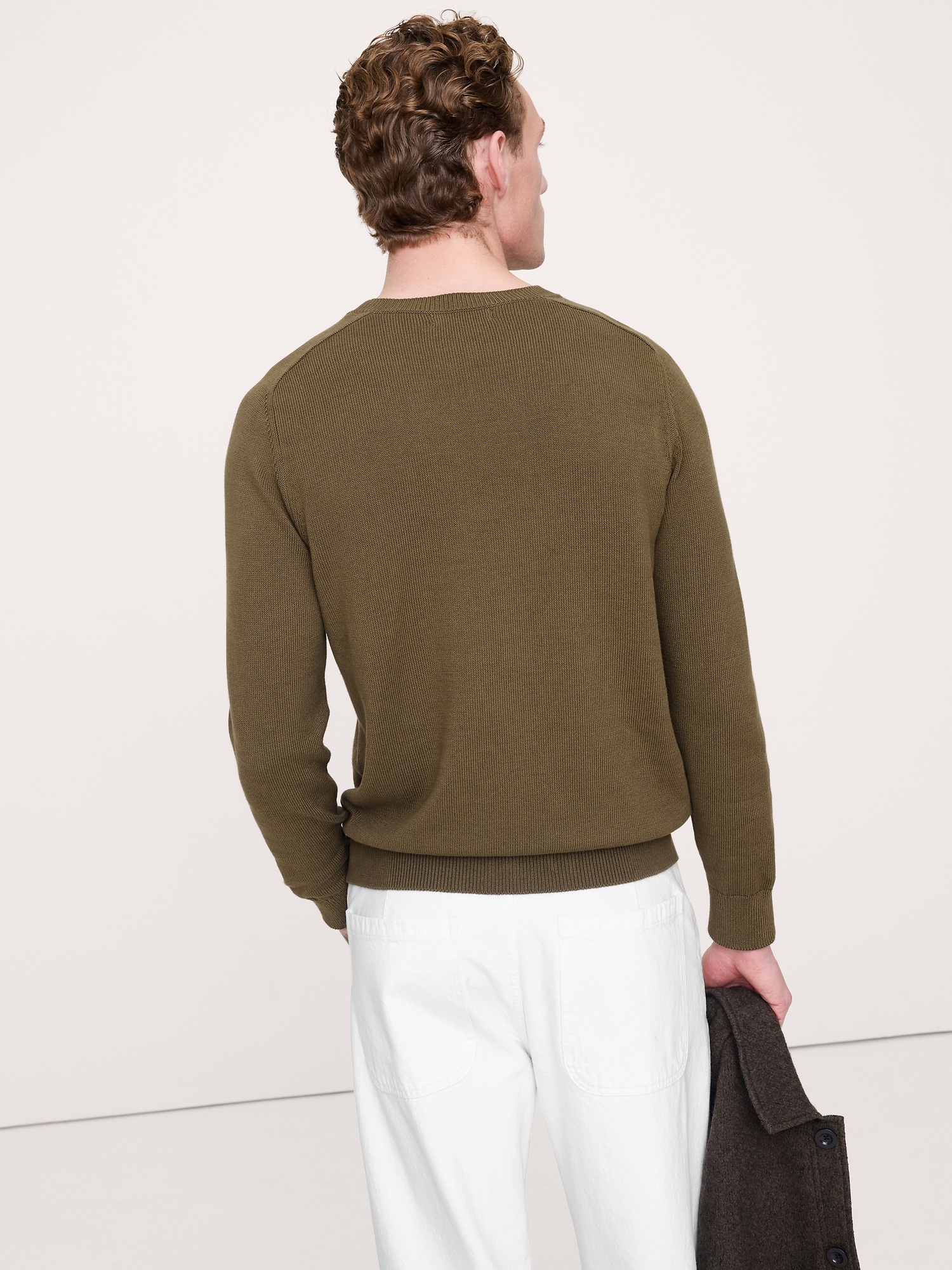 Мужской свитер Banana Republic Cotton Crew-Neck, цвет: Оливковый зелёный — фото 2
