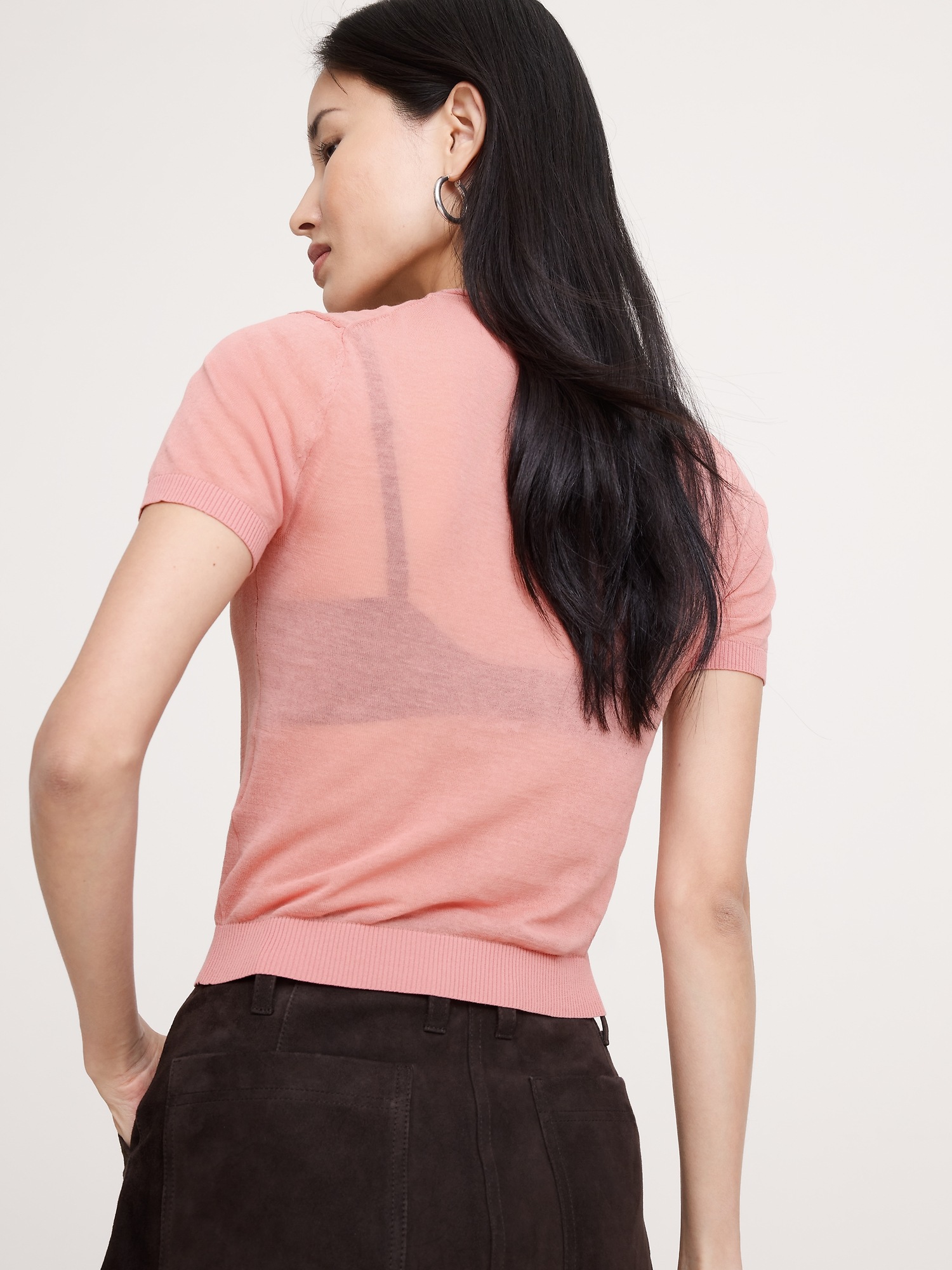 Женский свитер Banana Republic Sheer Ultra-Fine Cotton Sweater Tee, цвет: Пудровый розовый — фото 2