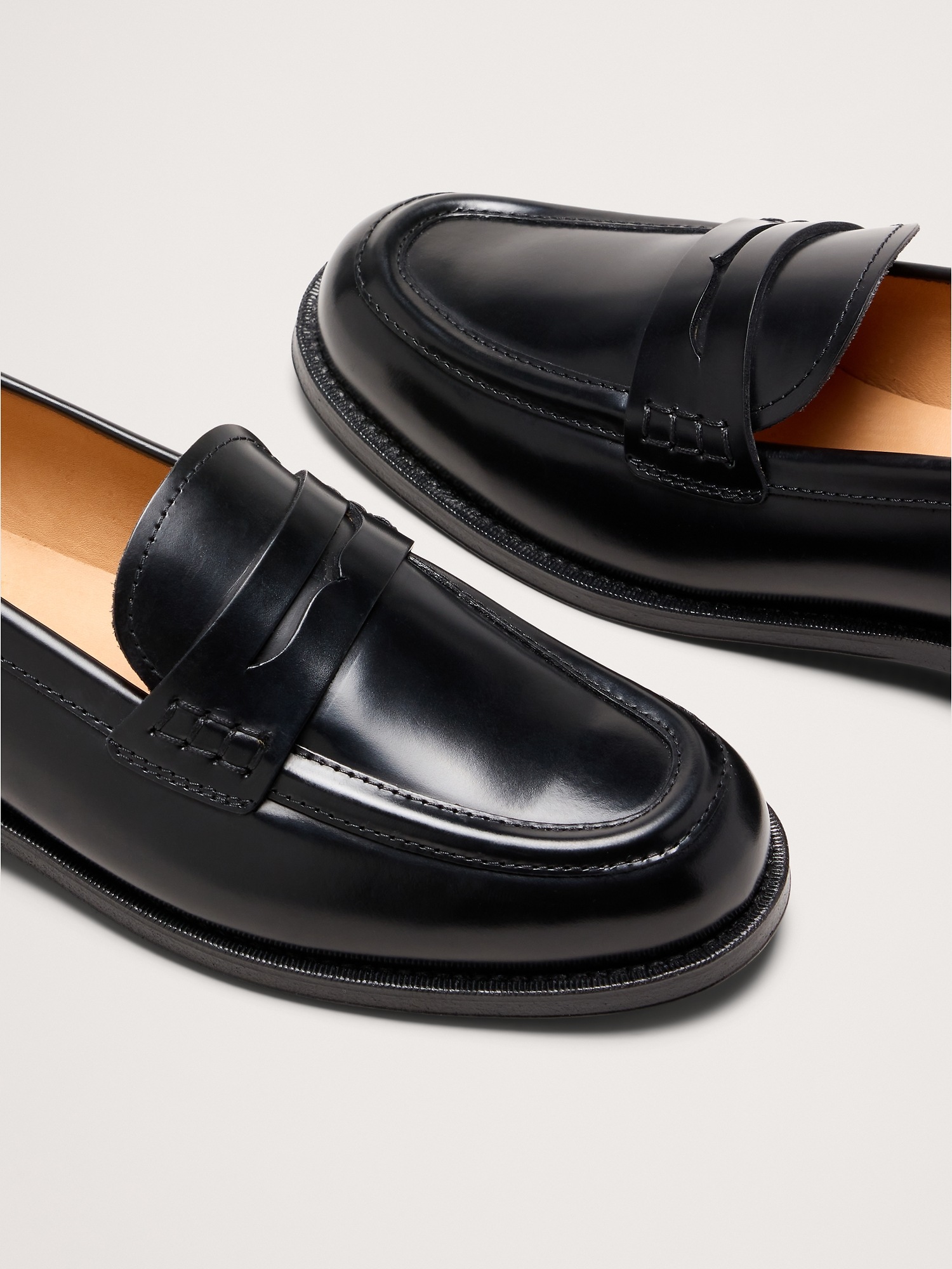Женские туфли Banana Republic Italian Leather Penny Loafer, цвет: Чёрный — фото 6