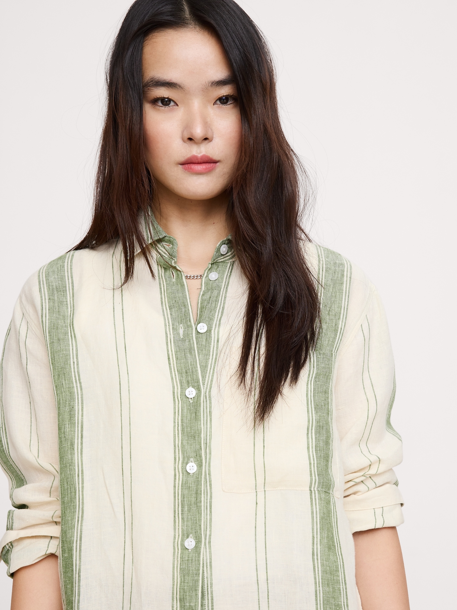 Image number 7 showing, The Oversized Linen Shirt