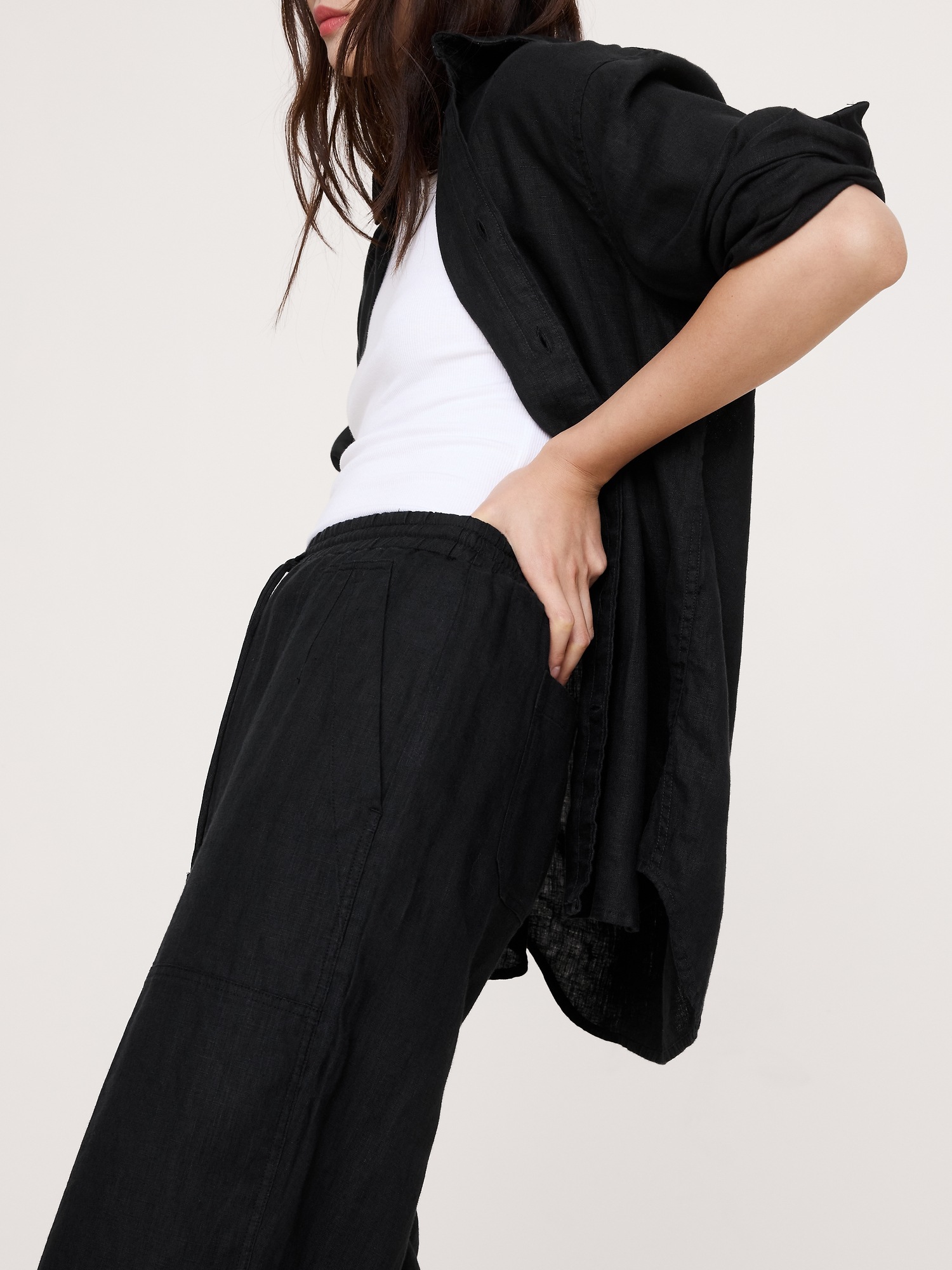 Женские брюки Banana Republic Barrel-Leg Linen Pull-On Pant, цвет: Чёрный — фото 3