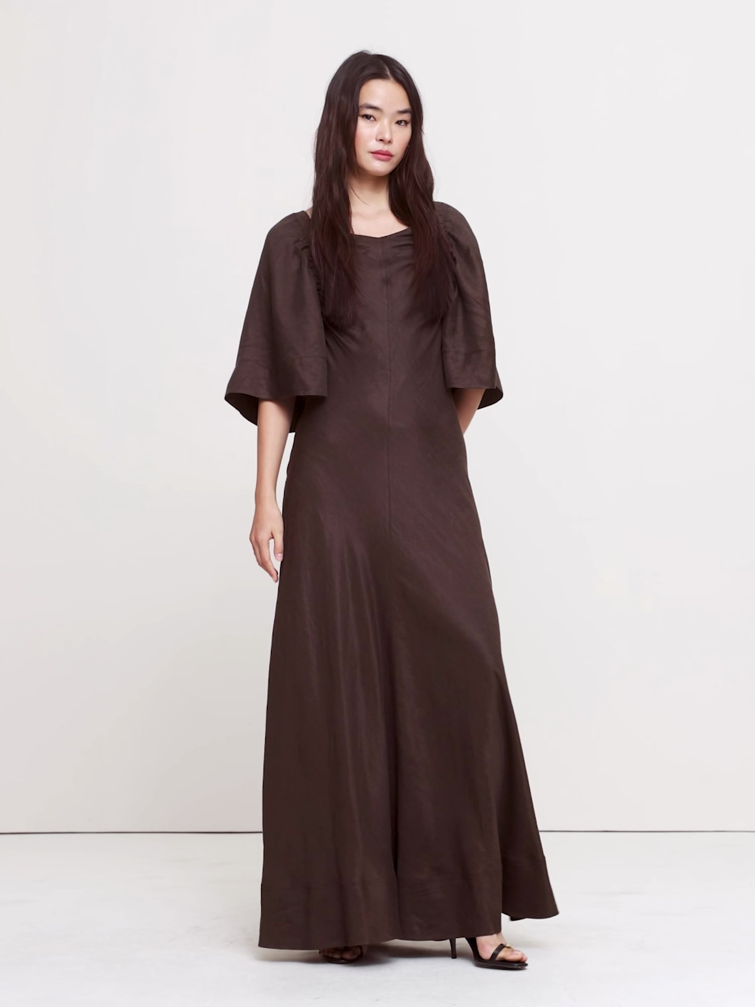 Viscose-Linen Flutter-Sleeve Maxi Dress | Banana Republic