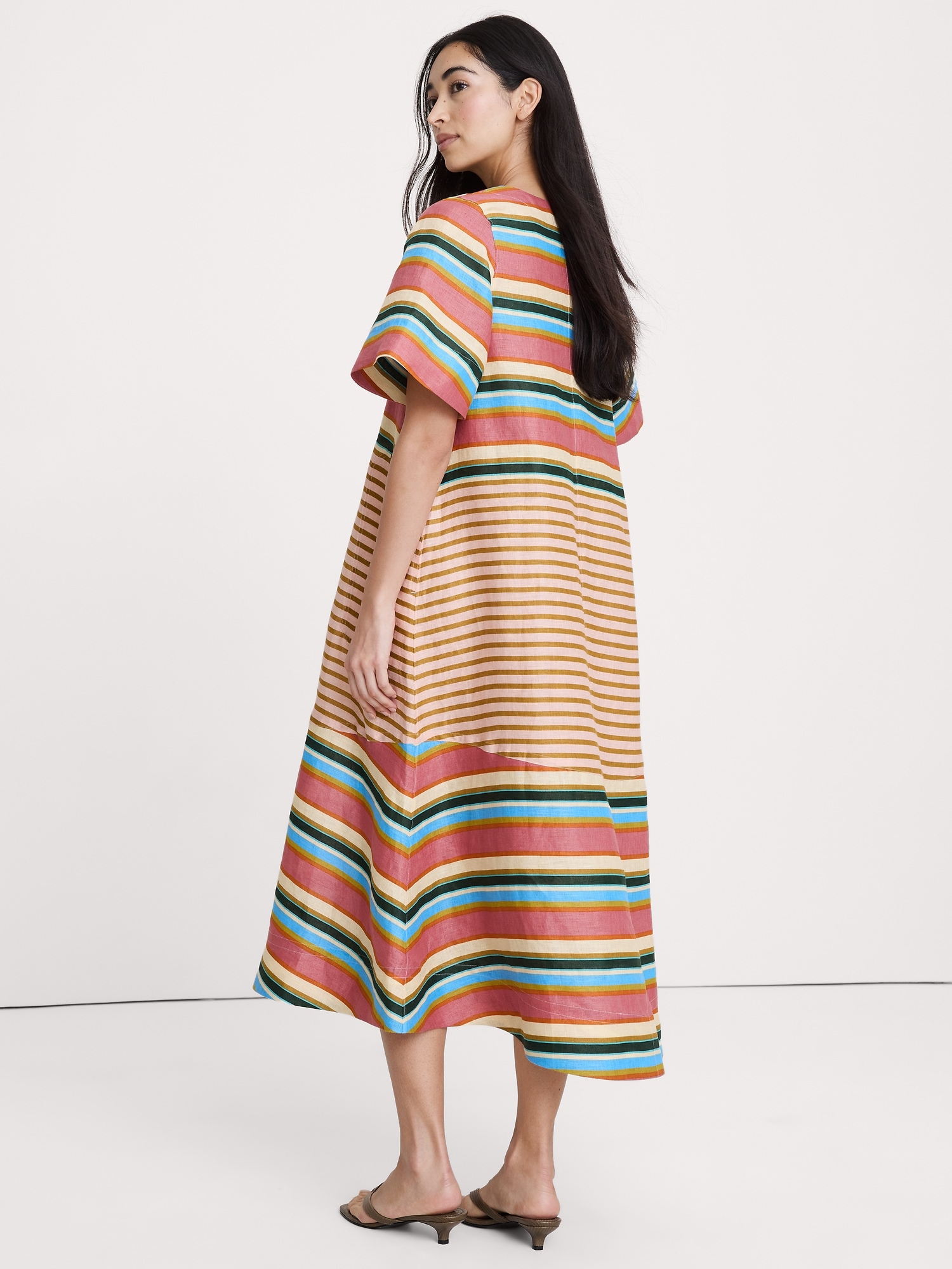 Image number 3 showing, Linen Trapeze Midi Dress