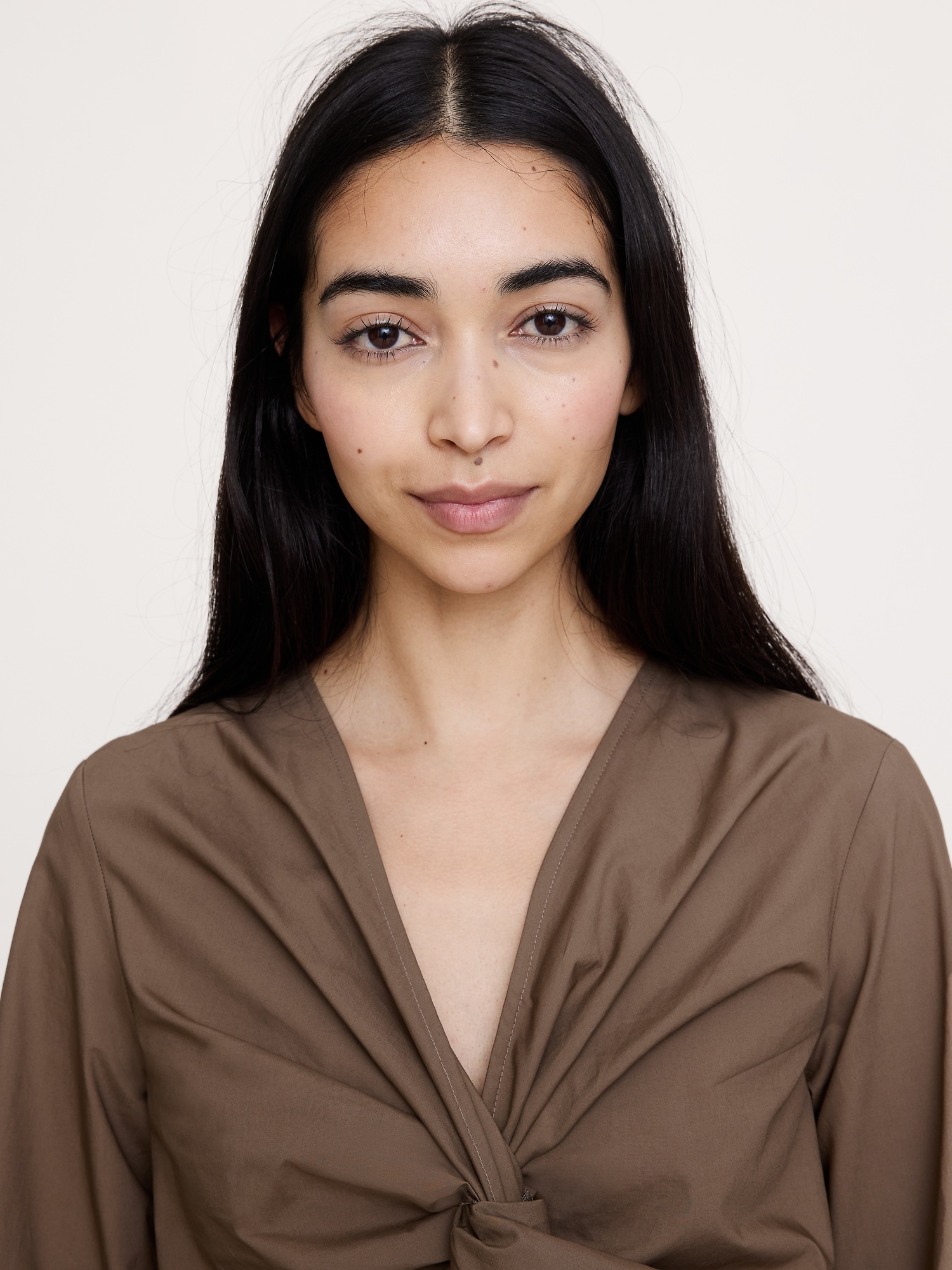 Image number 3 showing, Cotton Poplin Twist-Front Top