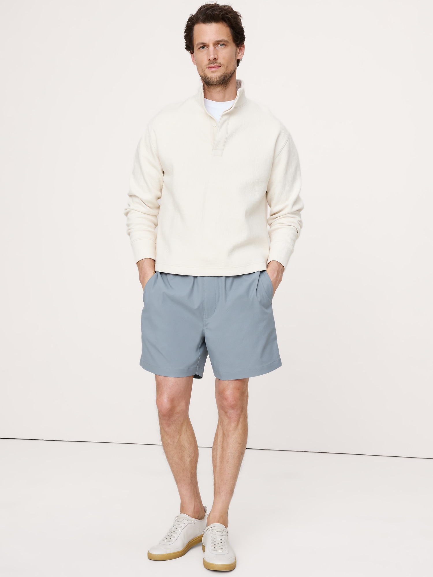 7" Performance Pull-On Short