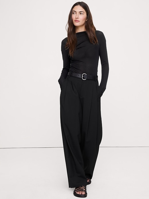 Ruched Mesh Boatneck Top