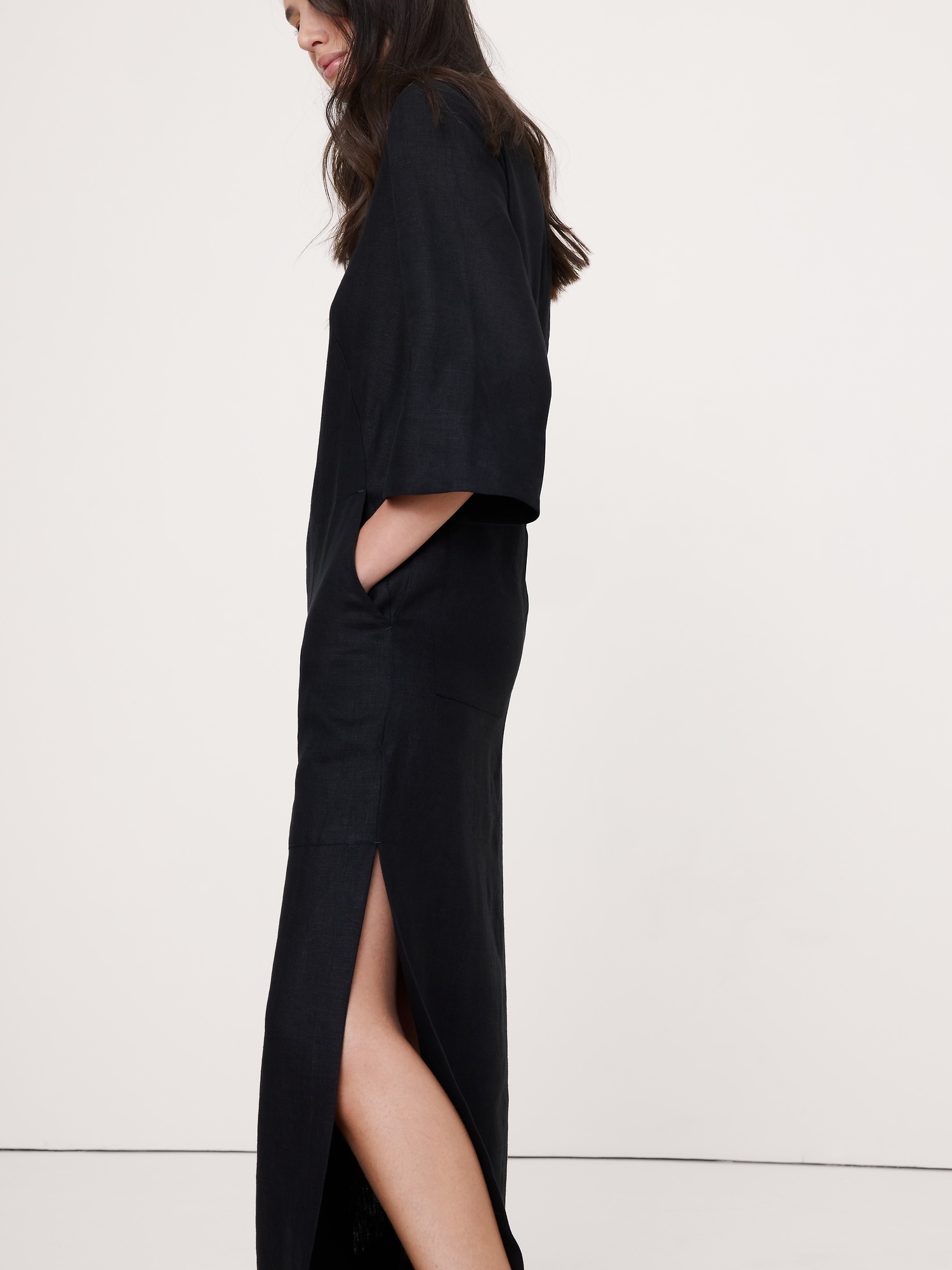 Image number 4 showing, Linen Scoop-Neck Maxi Dress