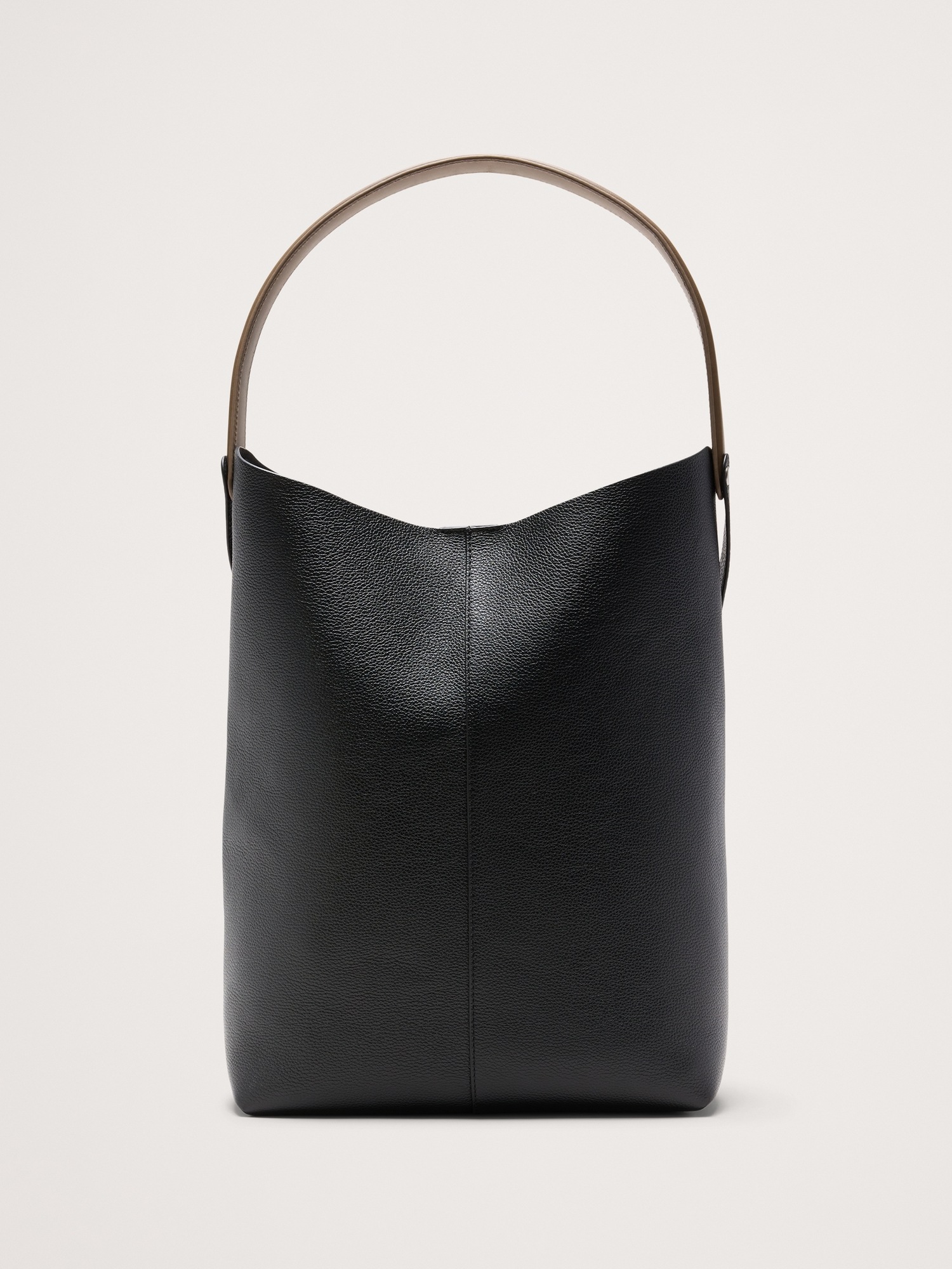 Женская сумка Banana Republic Slouchy Vida Italian Leather, цвет: Чёрный — фото 4