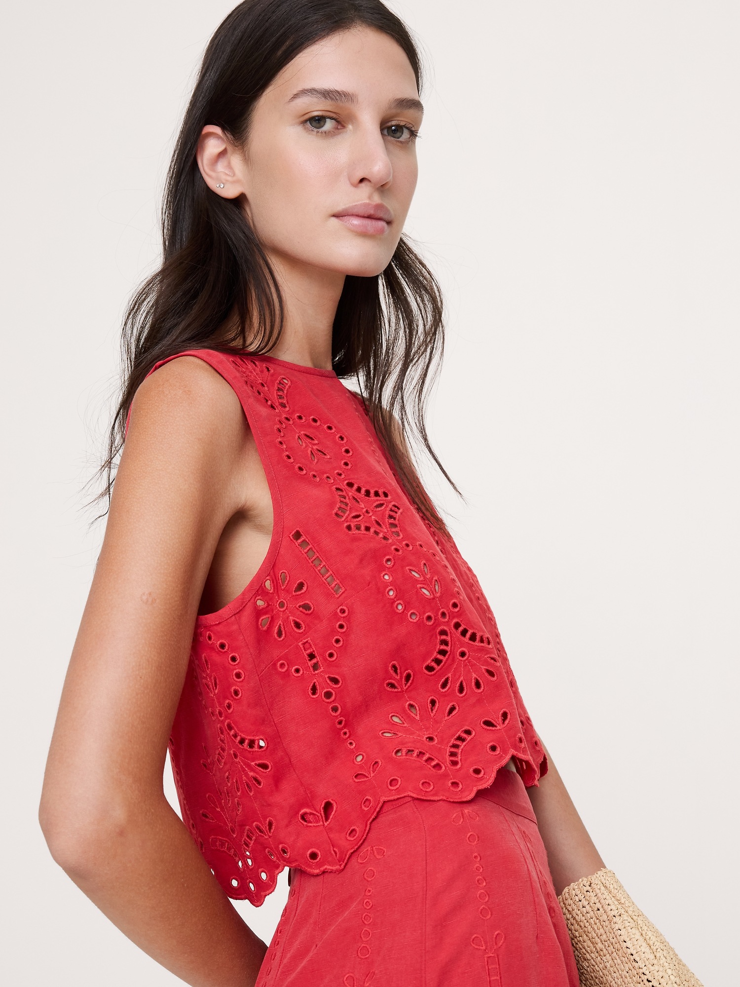 Женский топ Banana Republic Tencel™-Linen Eyelet Tank, цвет: Красный — фото 3