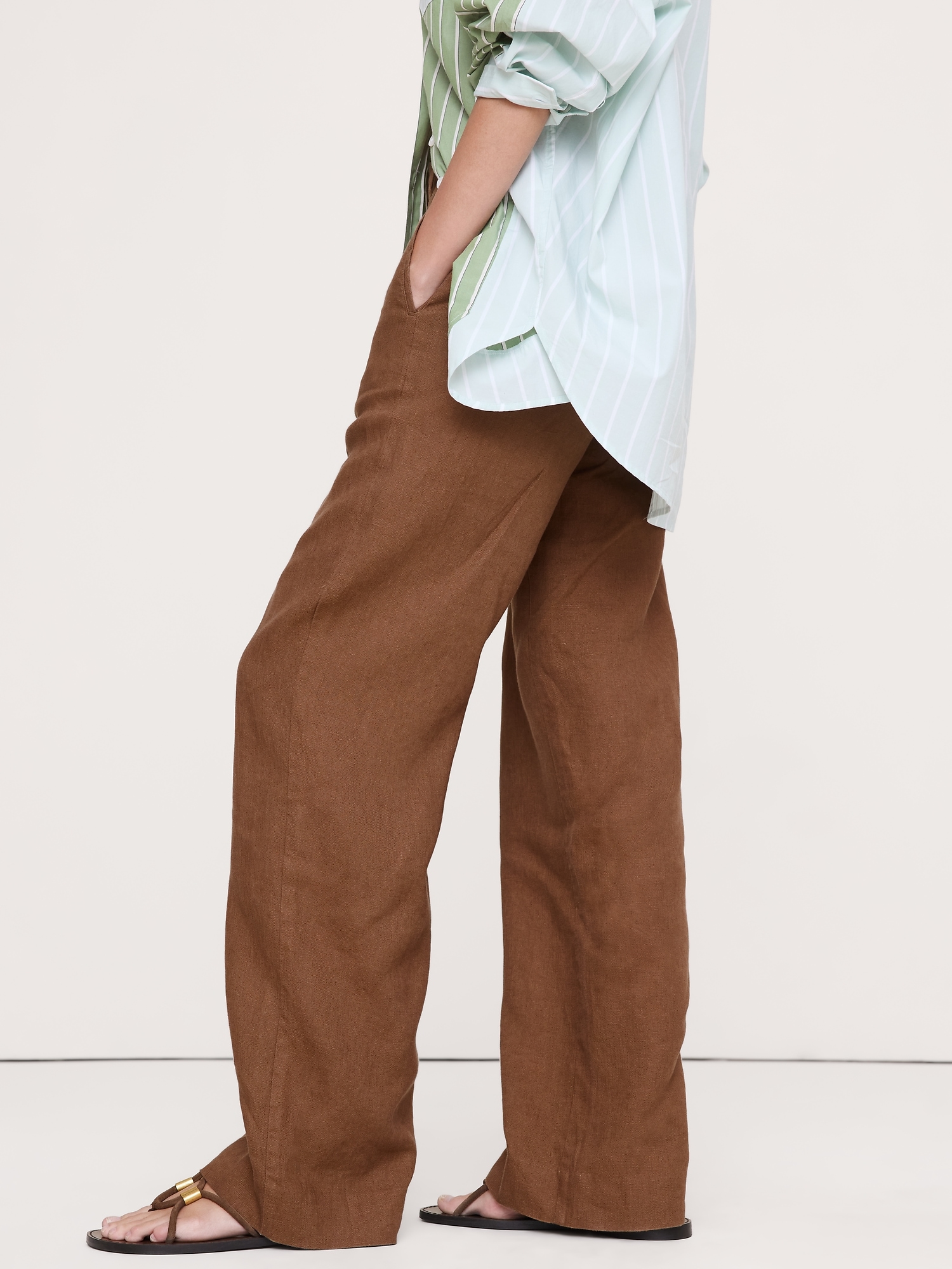Image number 8 showing, The Everyday Wide-Leg Pant in Linen