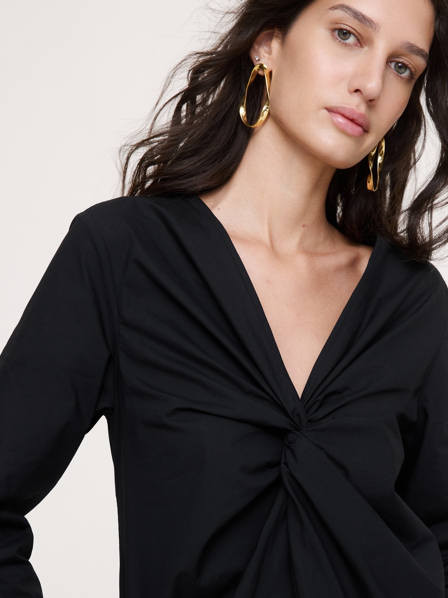 Женский топ Banana Republic Cotton Poplin Twist-Front Top, цвет: Чёрный — фото 3